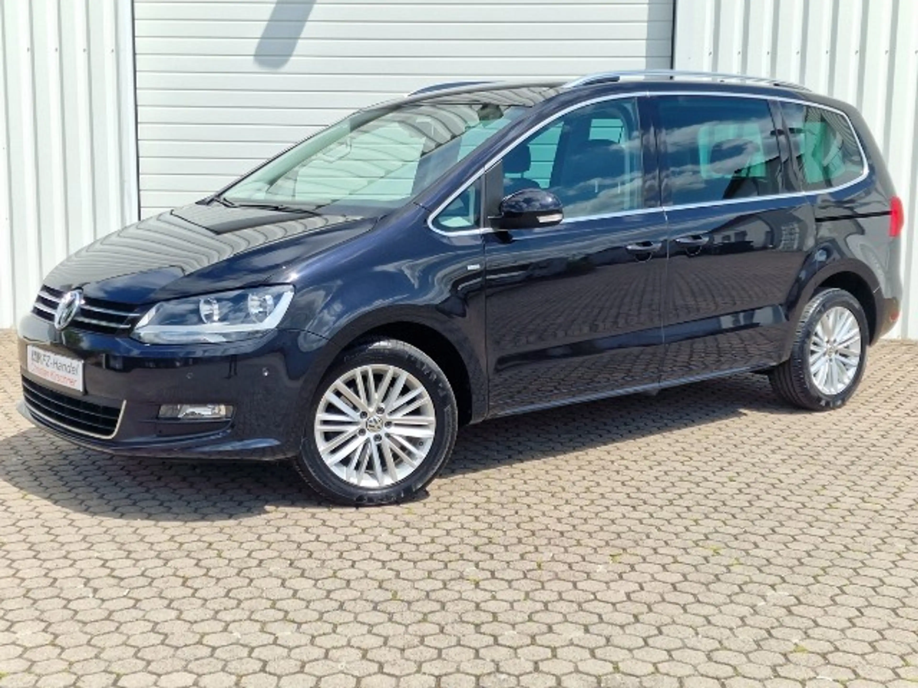 Volkswagen Sharan Navi*Sitzheiz*R-Cam*Steuerkette neu !!! — photo 10
