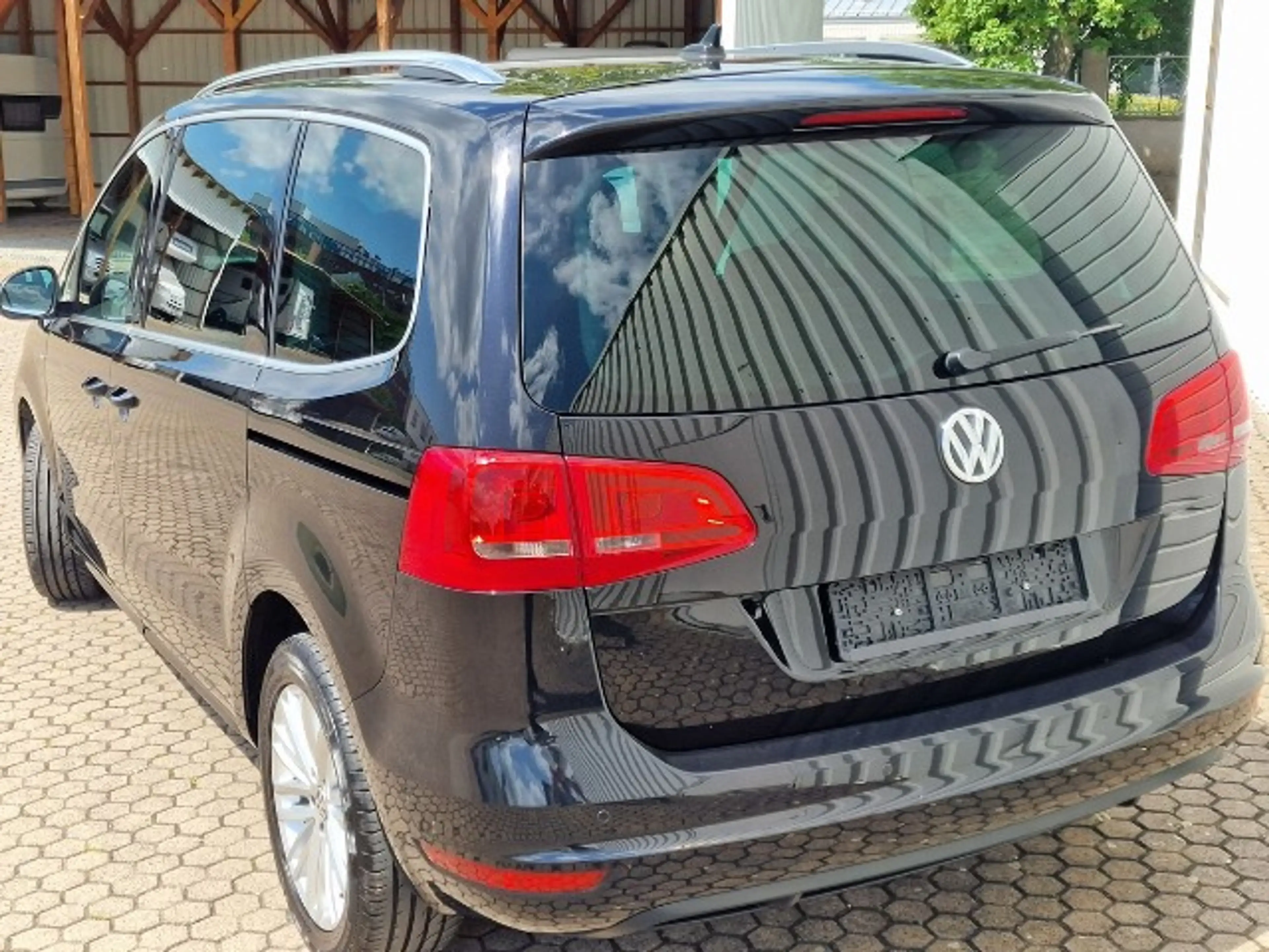 Volkswagen Sharan Navi*Sitzheiz*R-Cam*Steuerkette neu !!! — photo 5
