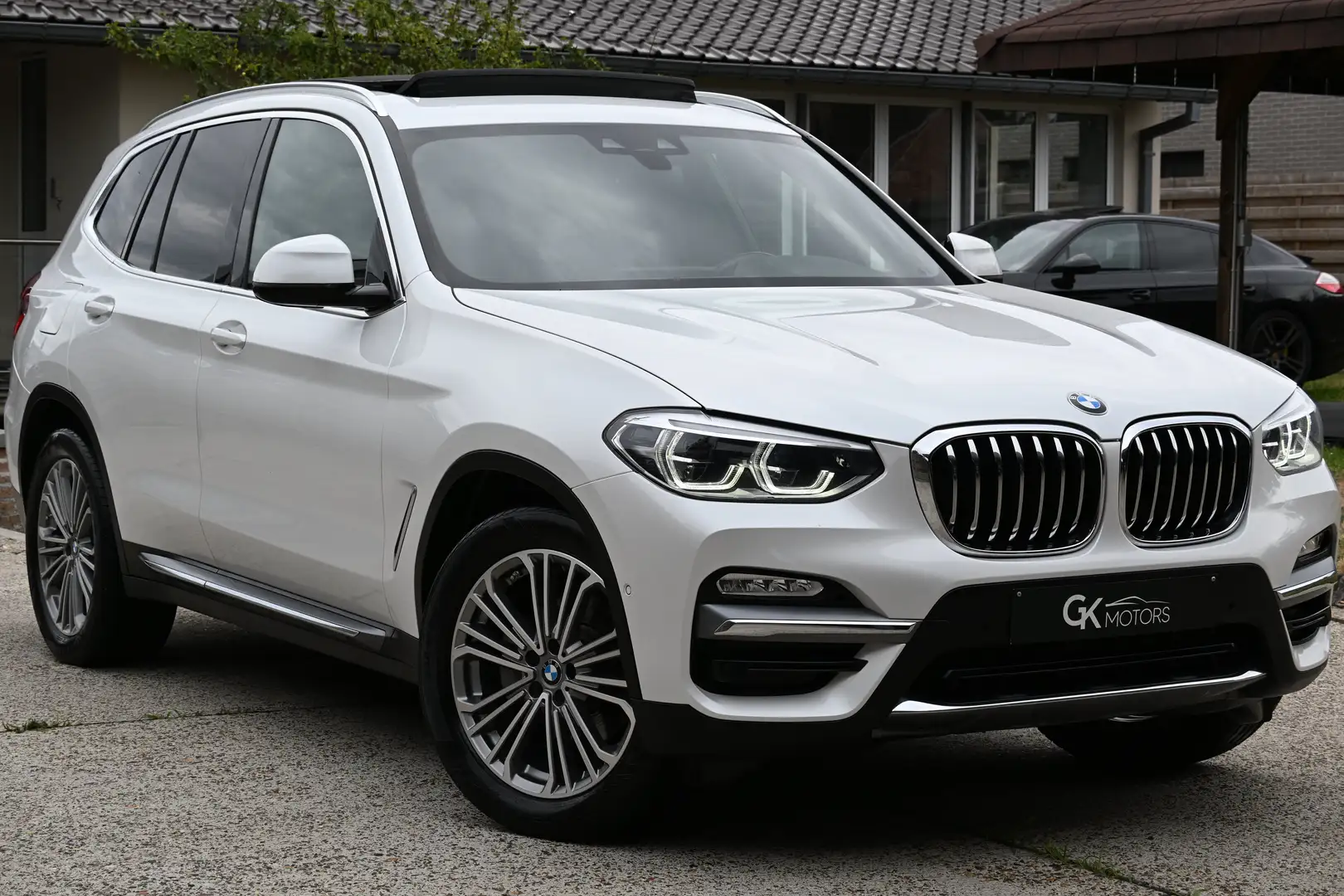 BMW X3 2.0dA sDrive18 Luxury PANO Sportzetels Camera FULL Weiß - 2