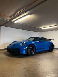 911 992.2 GT3/blau-sw/Lift/Bose/18W/21