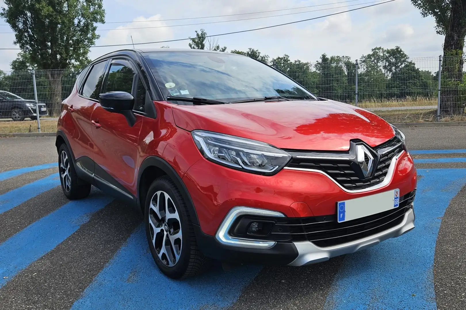 Renault Captur Captur 1.5 Energy dCi - 90  Intens Rouge - 2