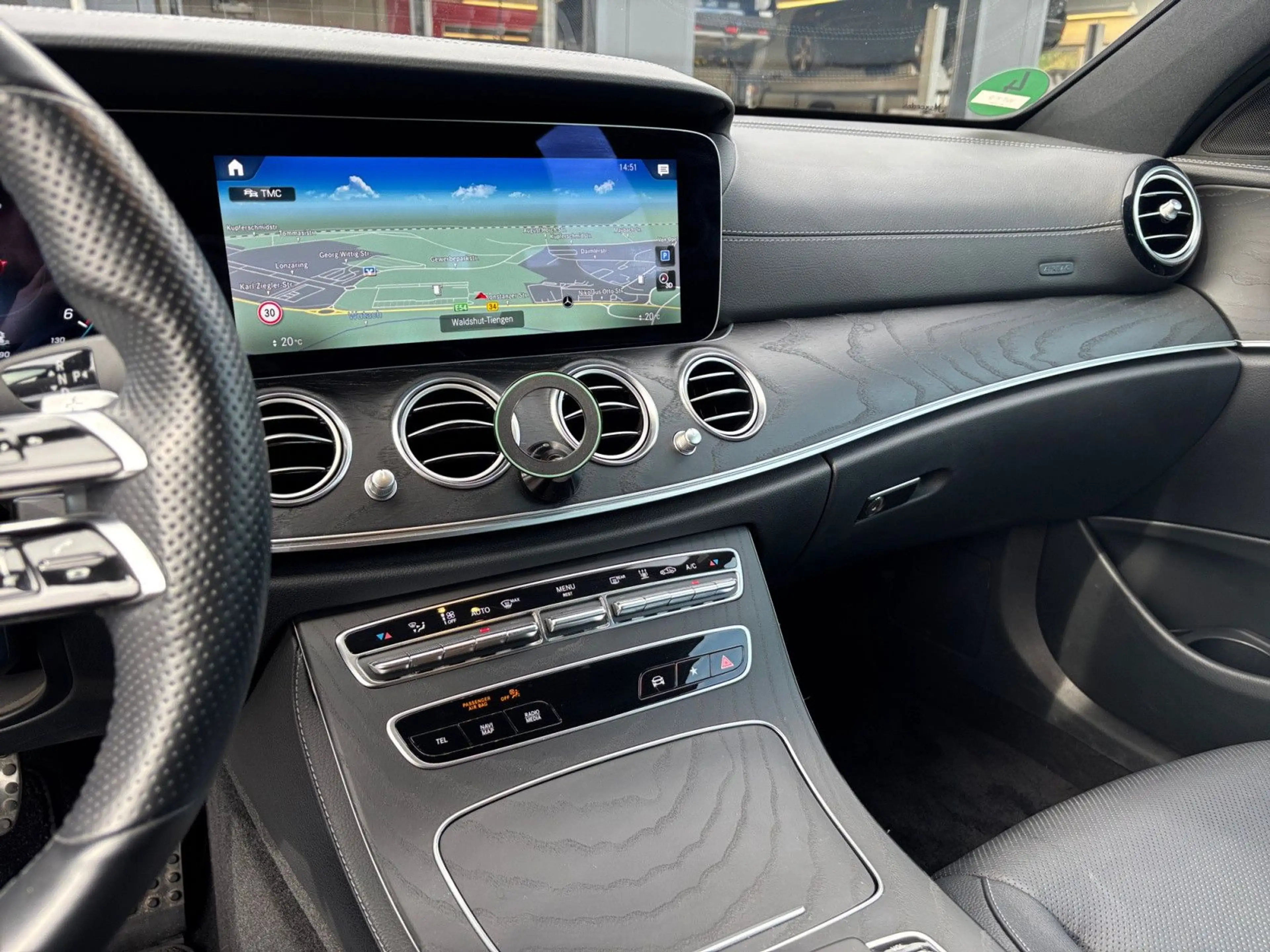Mercedes-Benz E 400 E400d T 4Matic *360* GARANTIE* SITZKLIMA*AMGLINE — photo 14