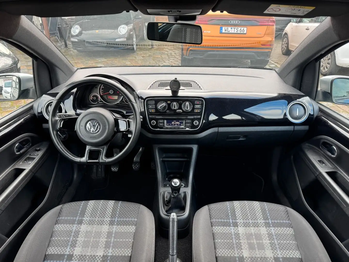 Volkswagen up! club up! *SHZ *Klima *PDC Schwarz - 2