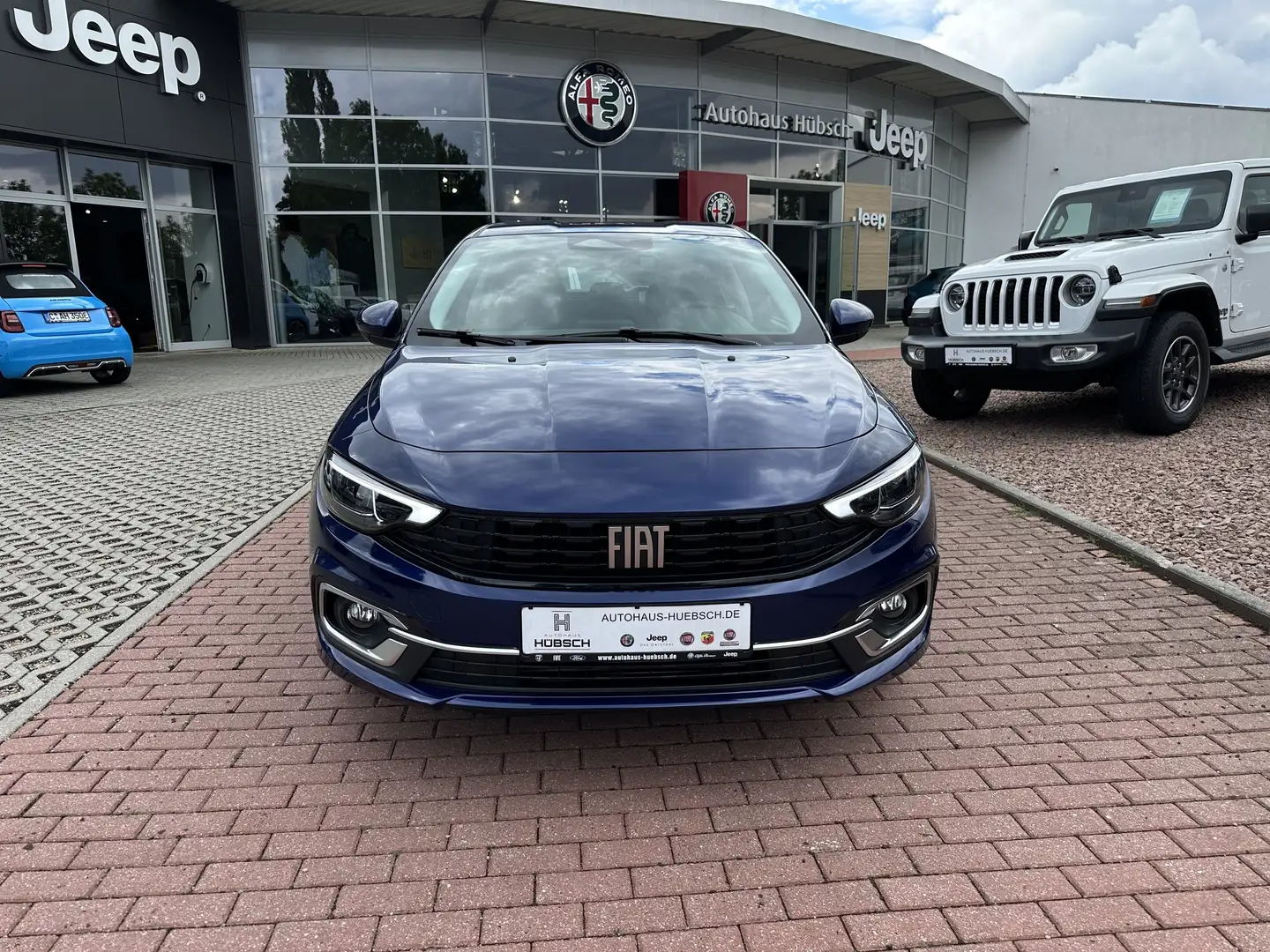 Fiat Tipo 1.6 Multijet URBAN Blau - 2