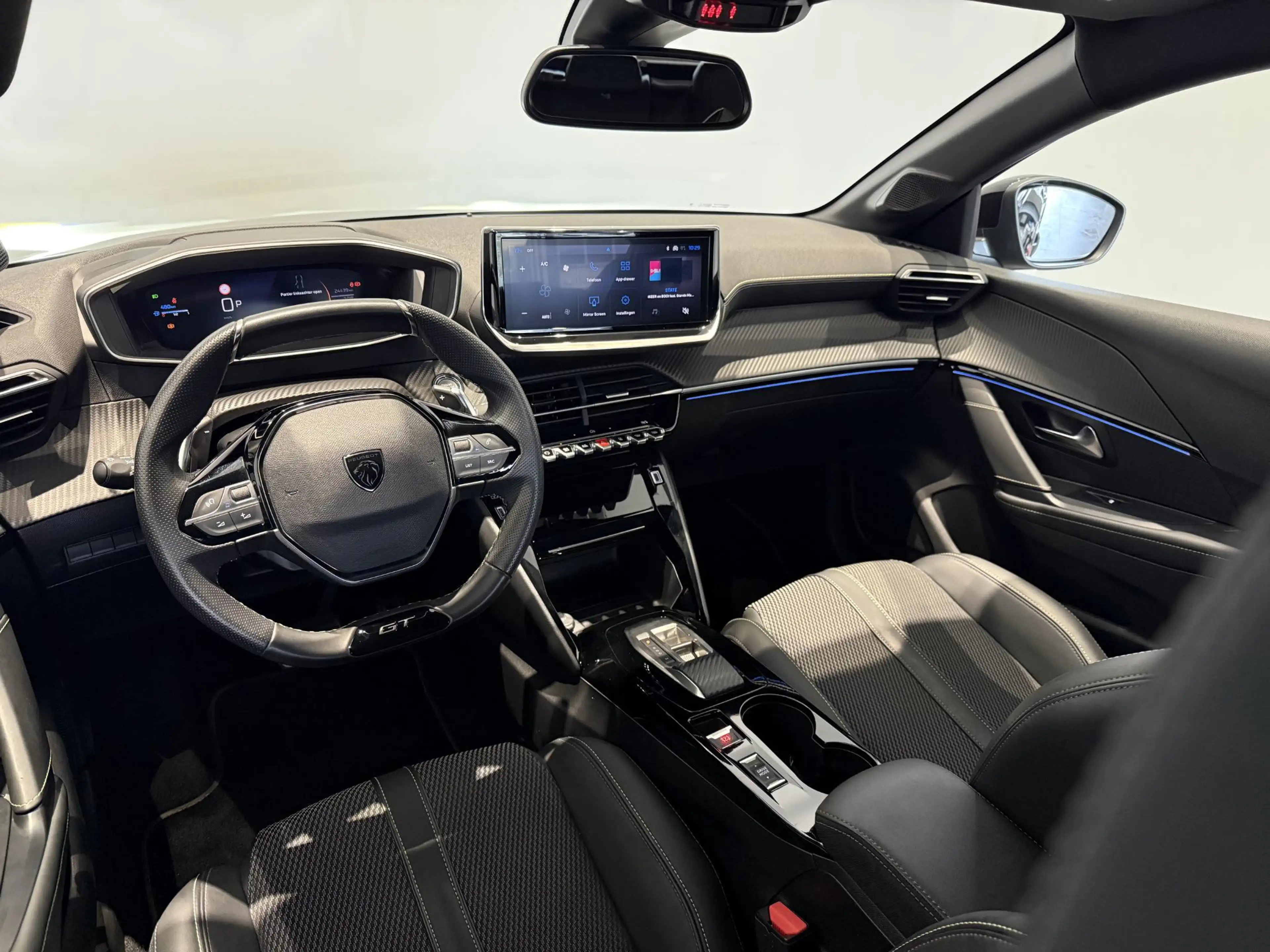 Peugeot 208 1.2 Hybrid 110 e-DCS6 GT l Camera l Navi l Parkeer — photo 13