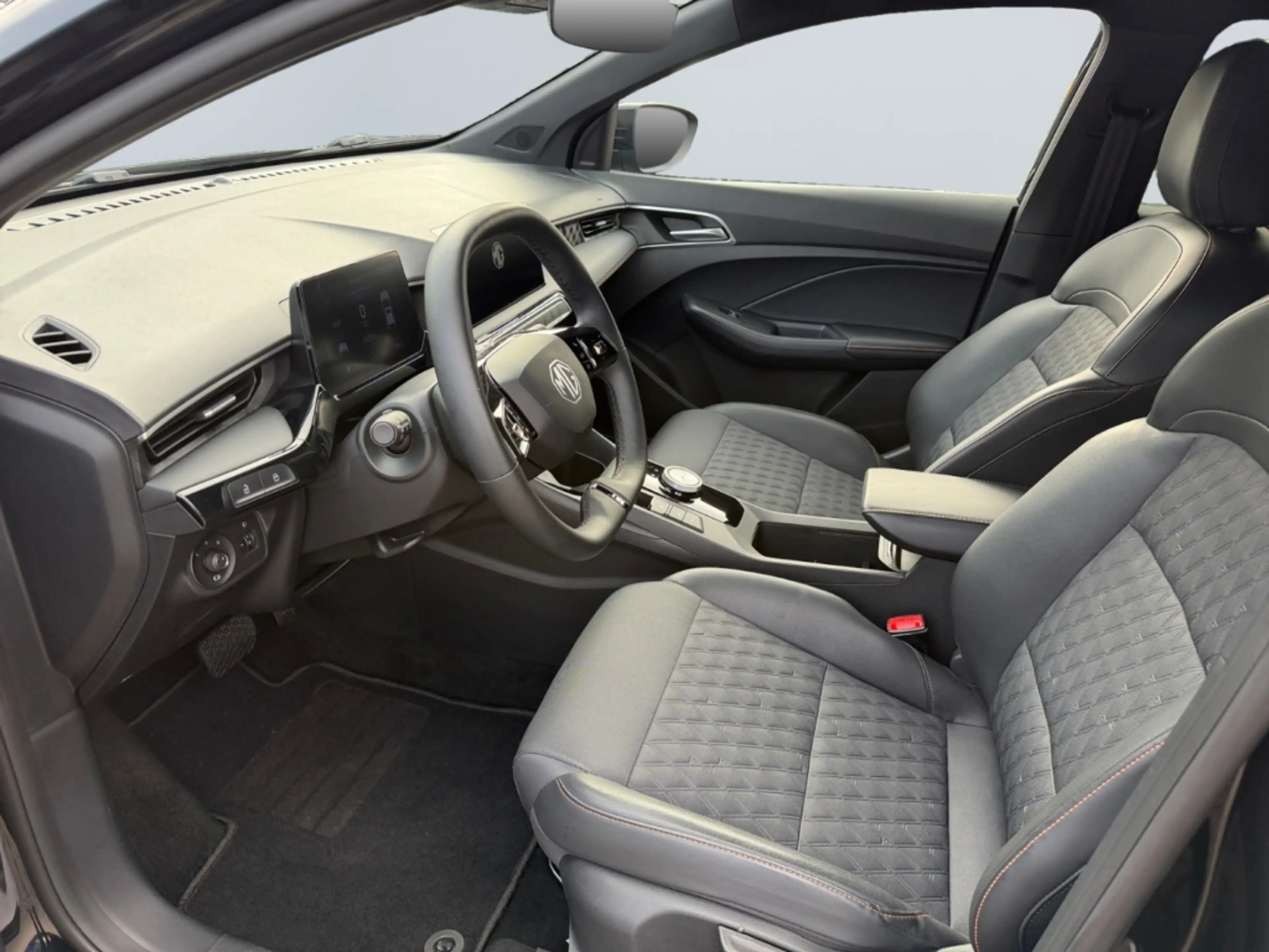 MG MG3 1.5 Hybrid+ 14kW Luxury — photo 8