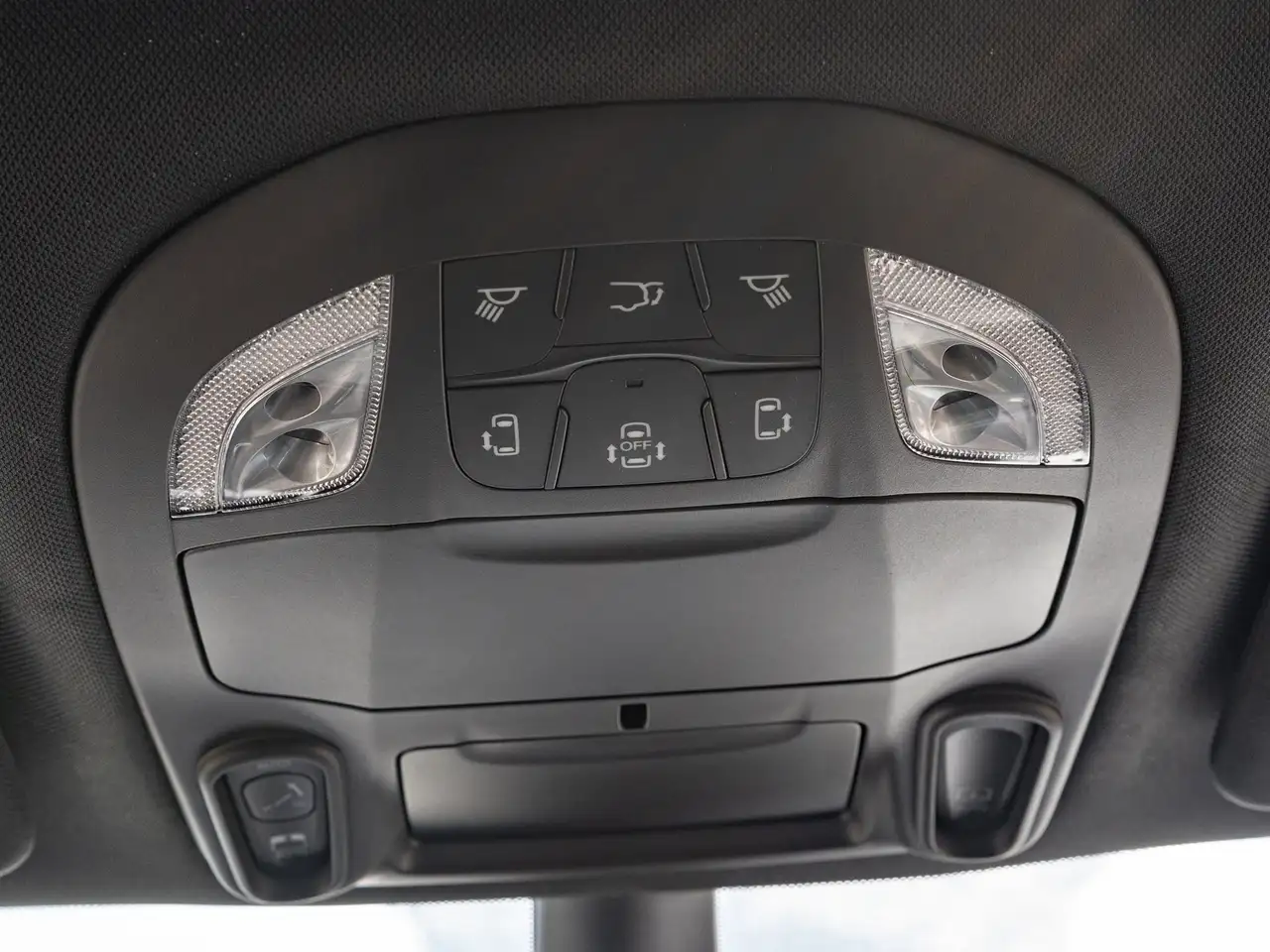 Chrysler Pacifica снимка Chrysler Pacifica
