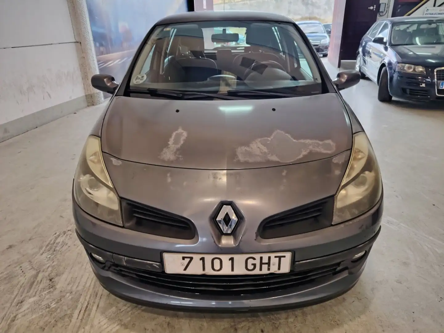 Renault Clio 1.5dCi Authentique 85 Gris - 2