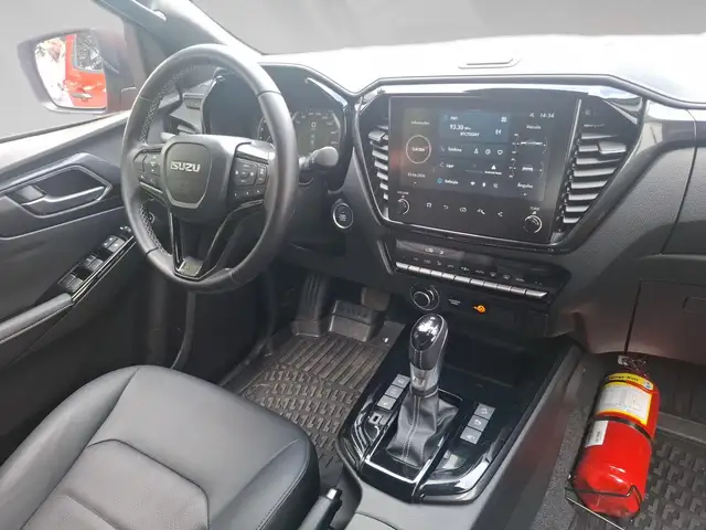 Isuzu D-Max view 7