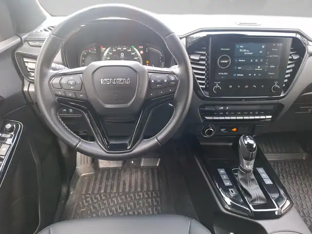 Isuzu D-Max view 6
