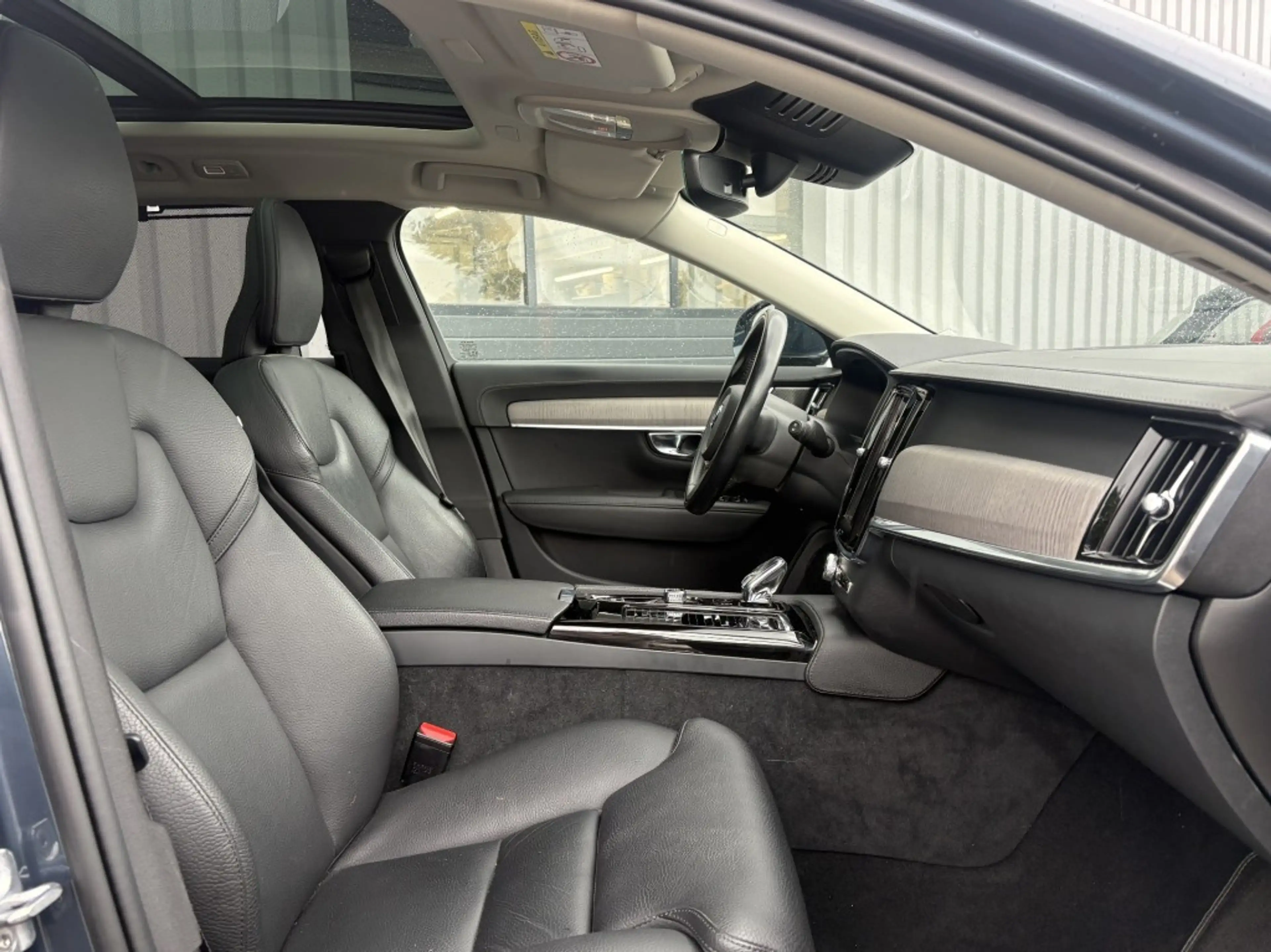Volvo V90 2.0 T6 Recharge AWD Inscription Pano. I 360 cam I — photo 6