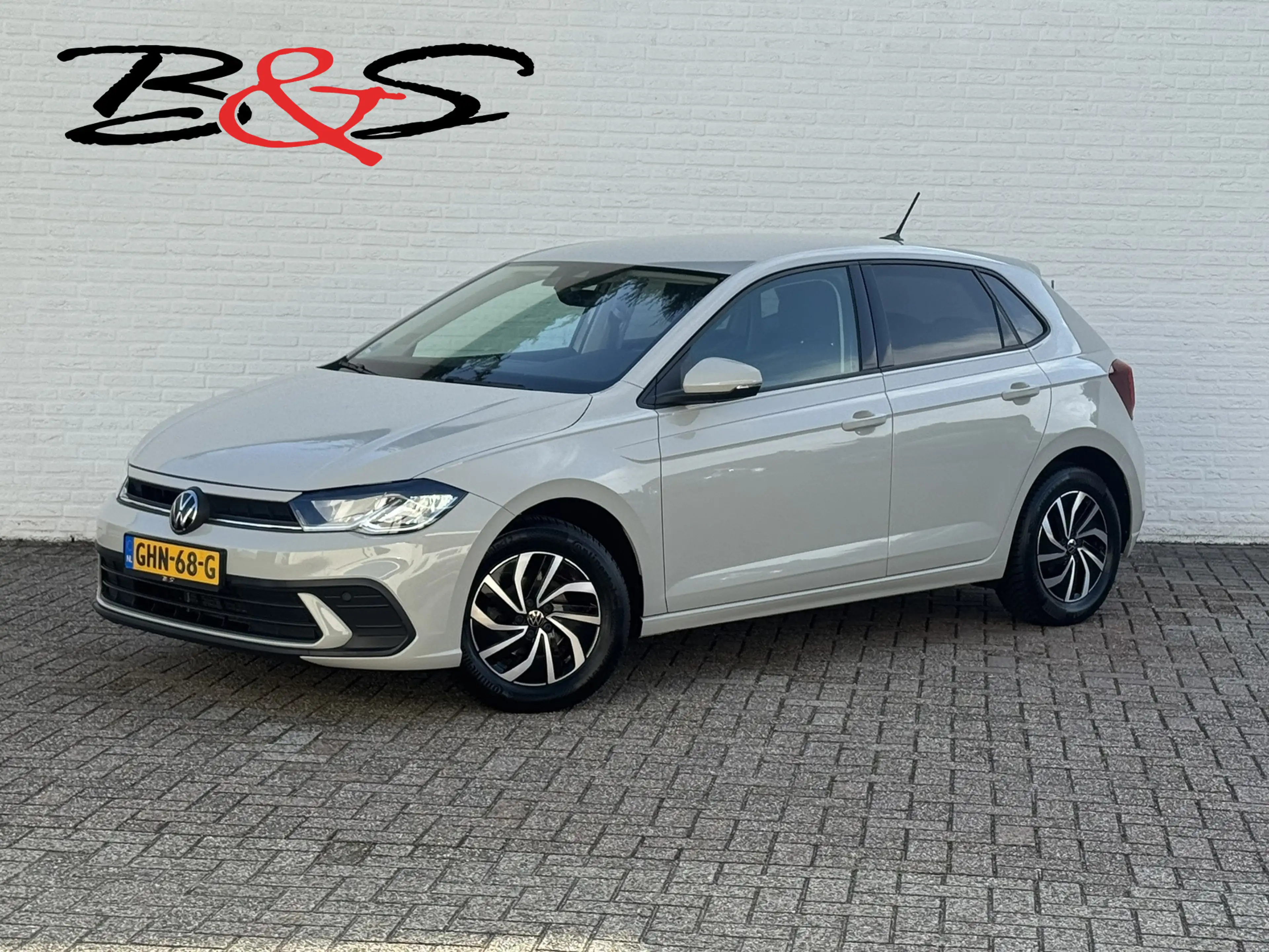 Volkswagen Polo 1.0 TSI Life Edition Carplay Camera Led verlichtin