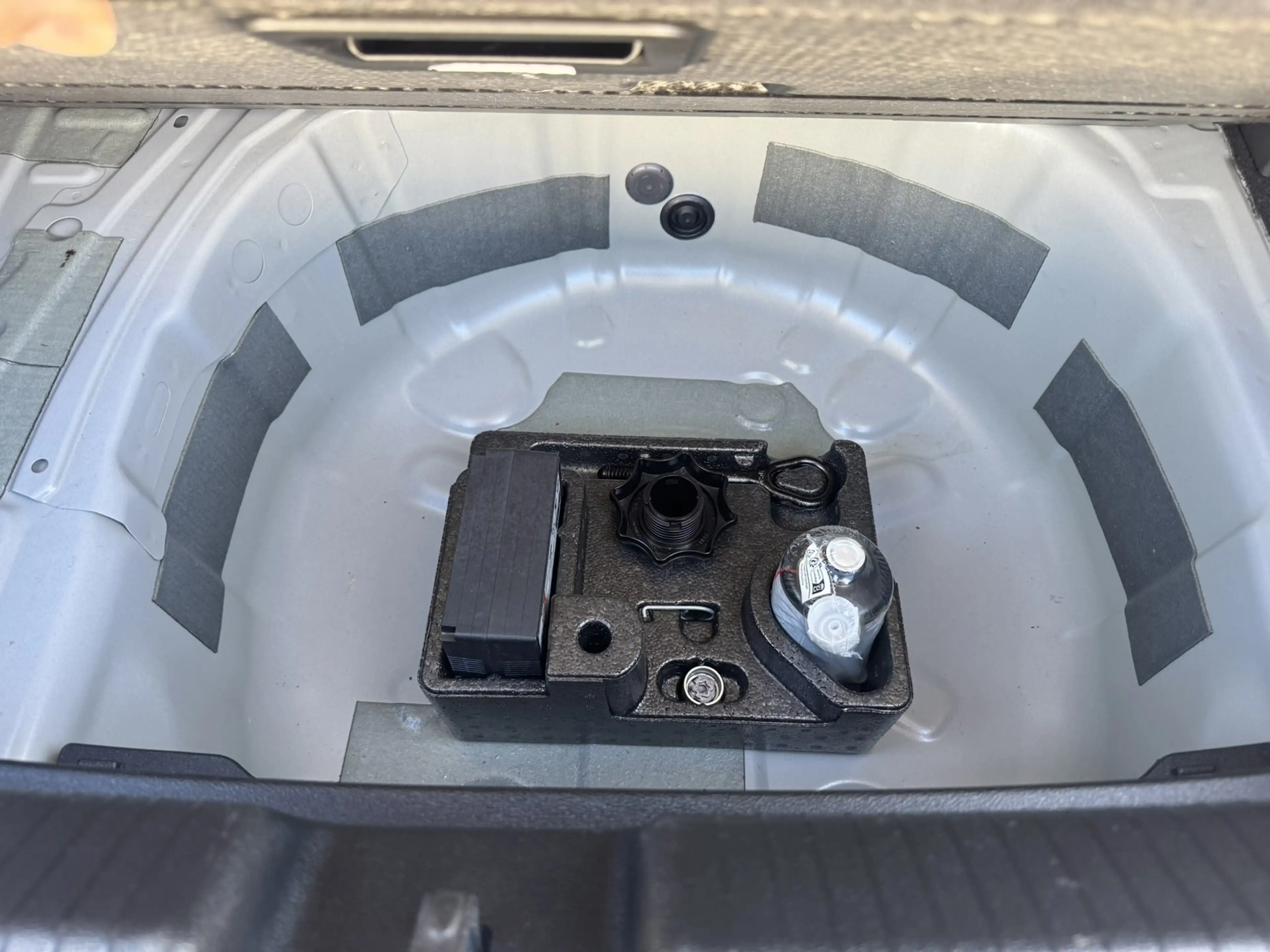 Volkswagen Polo 1.0 TSI Life Edition Carplay Camera Led verlichtin — photo 20
