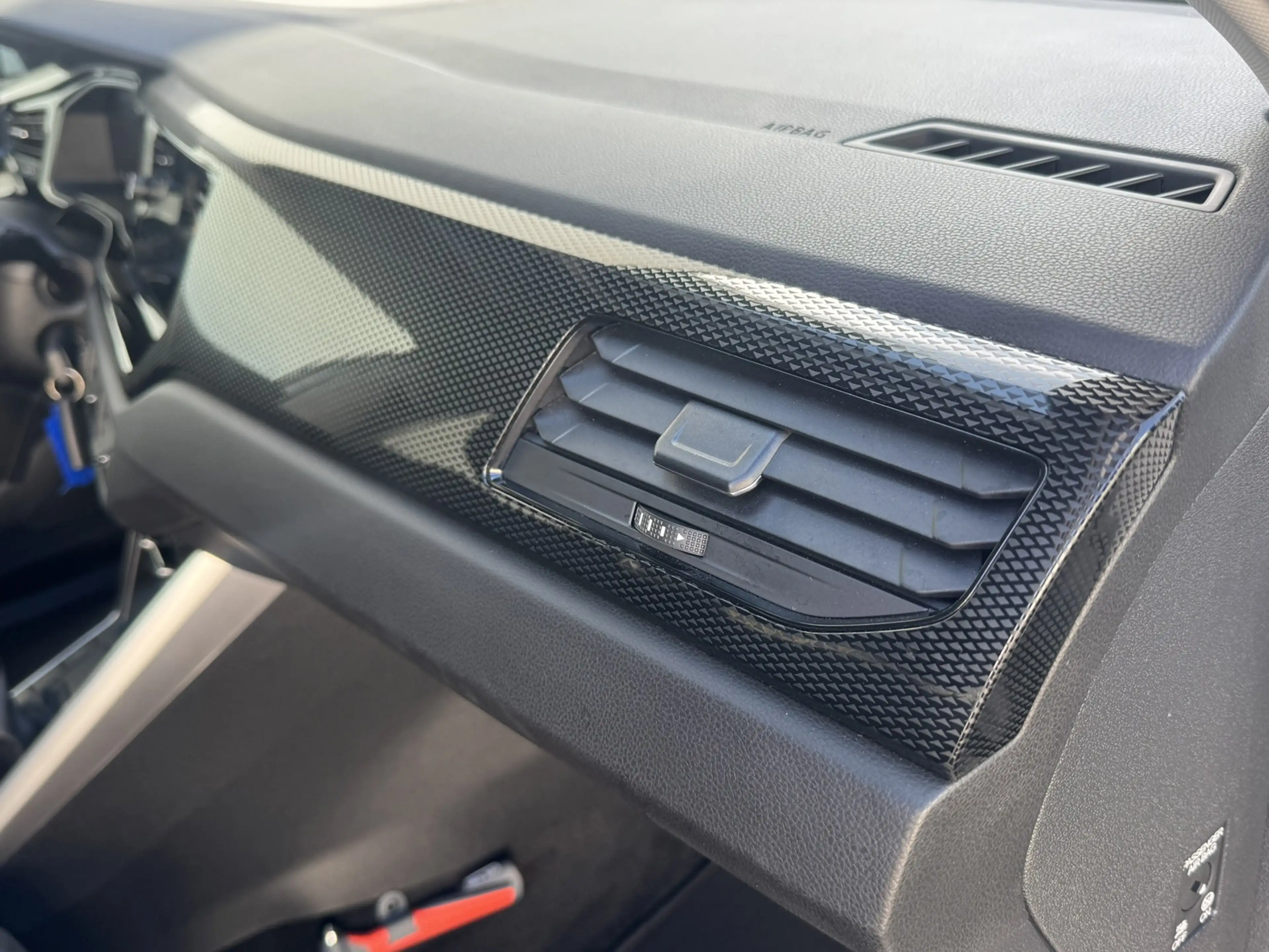 Volkswagen Polo 1.0 TSI Life Edition Carplay Camera Led verlichtin — photo 23