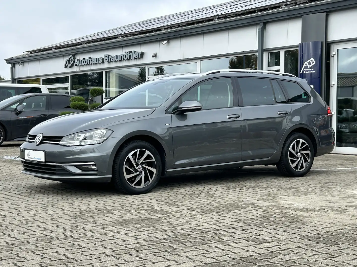 Volkswagen Golf Variant Join 1.0 TSI*Navi*SHZ* Grau - 2