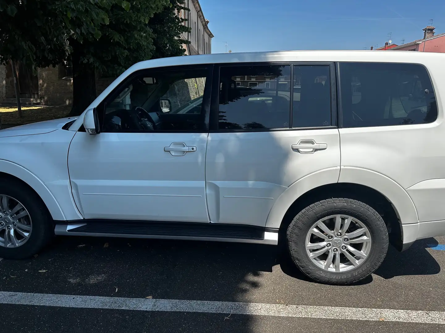 Mitsubishi Pajero Pajero IV 20073.2 cr 100th 5p auto Bianco - 1