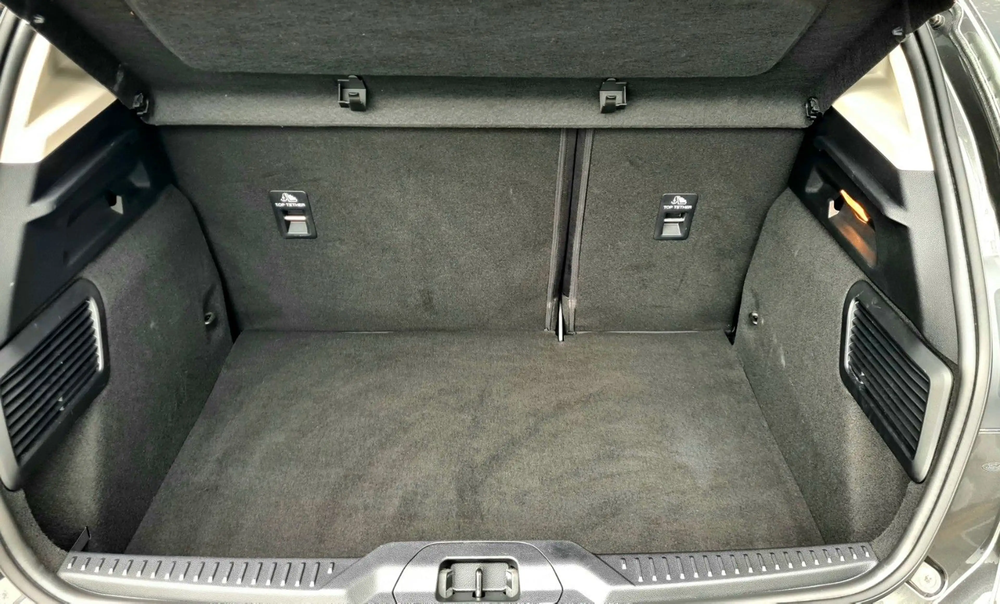 Ford Focus Limo Cool & Connect - NAVI - CAM - — photo 7
