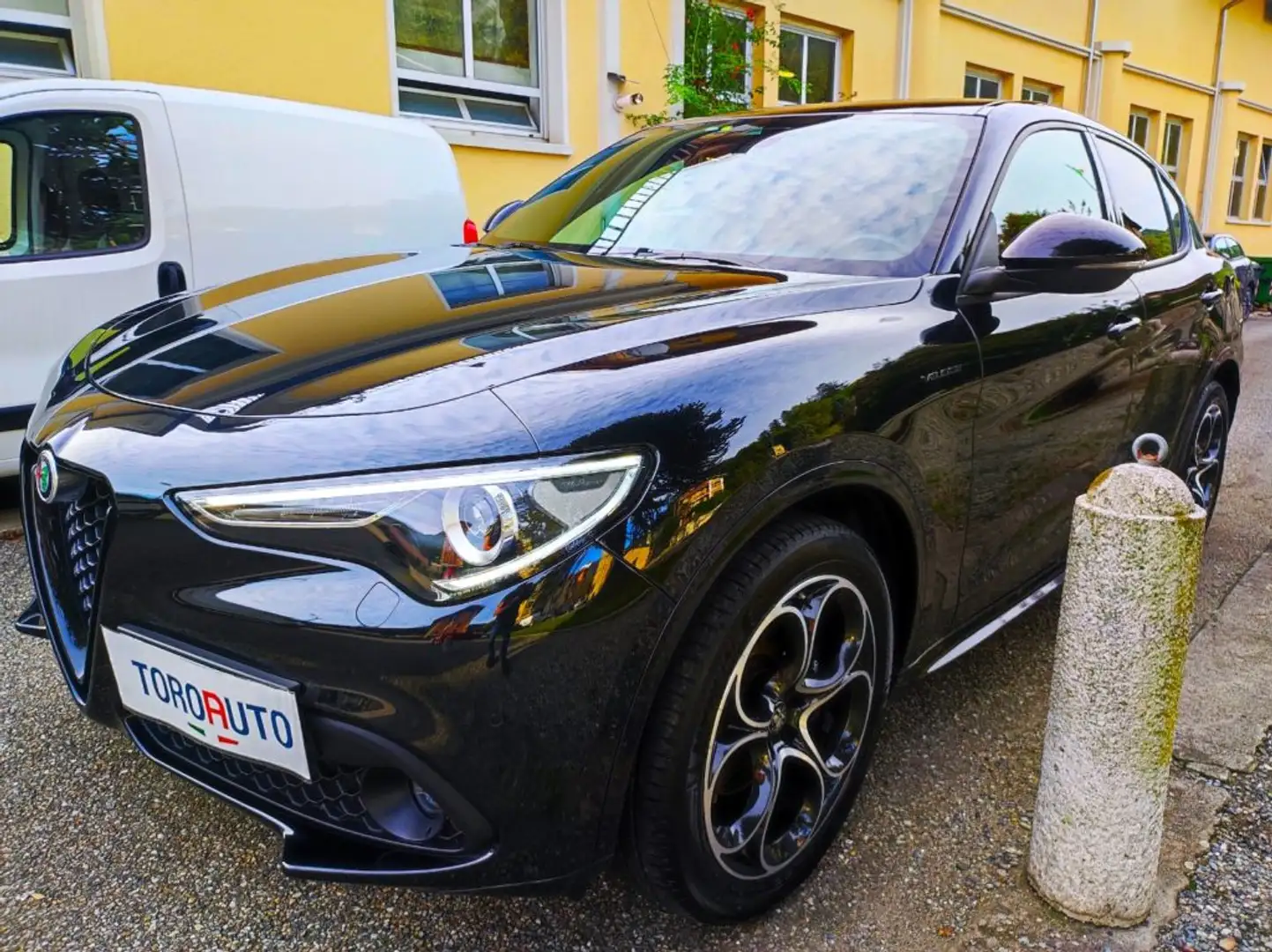 Alfa Romeo Stelvio 2.2 Turbodiesel 210 CV AT8 Q4 Veloce Nero - 2