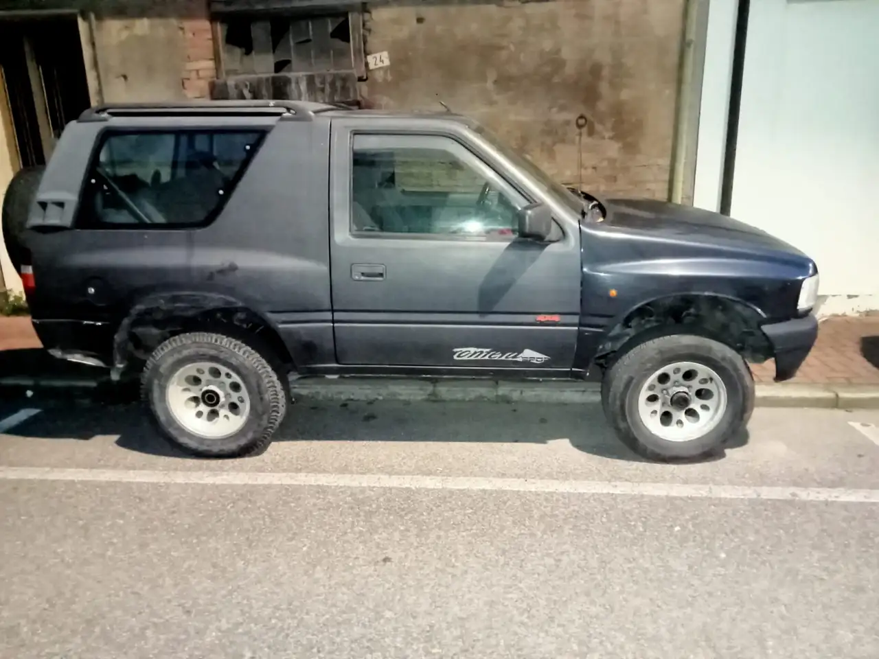 Opel Frontera Sport HT 2.0i cat., foto 5