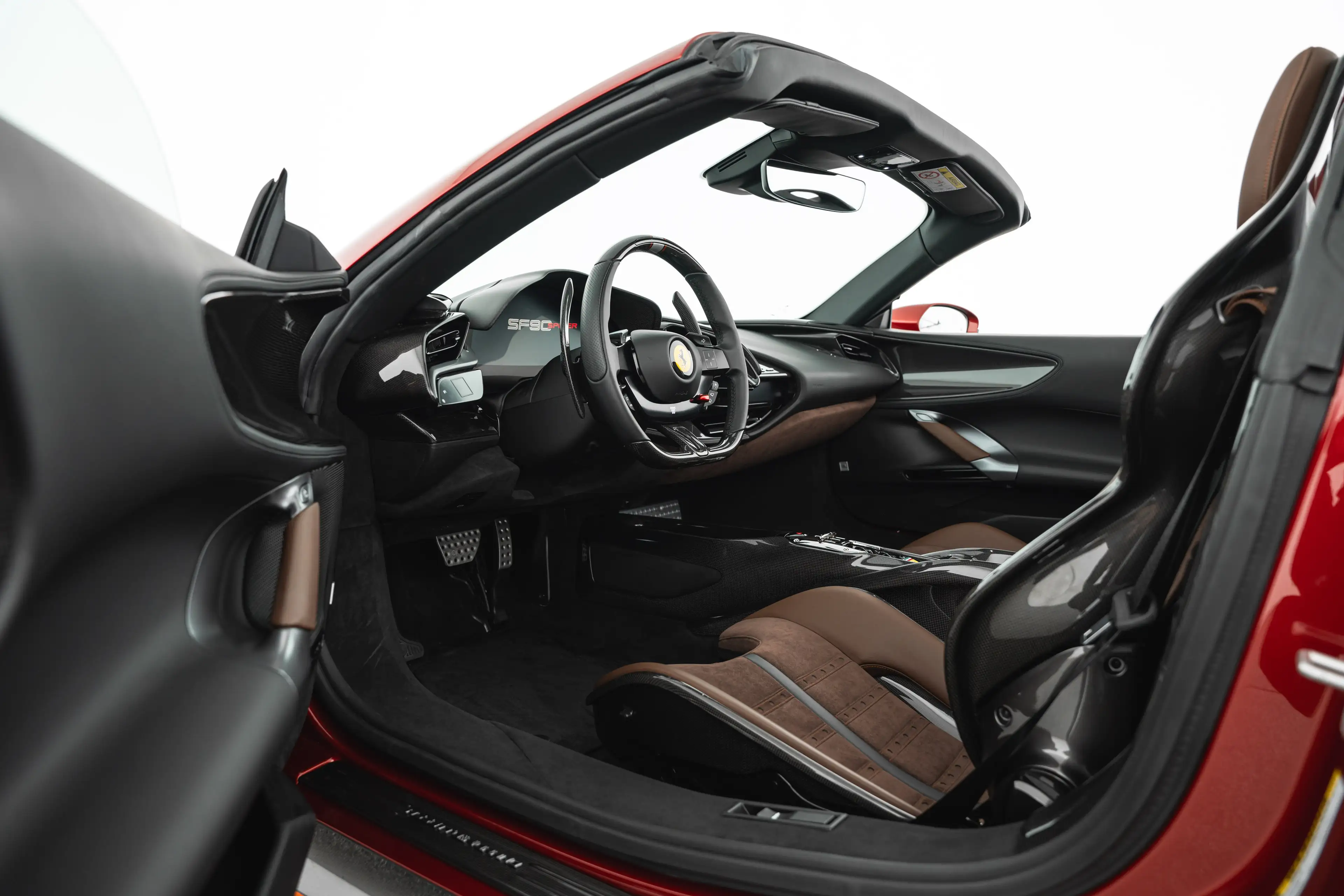 Ferrari SF90 Spider — photo 14