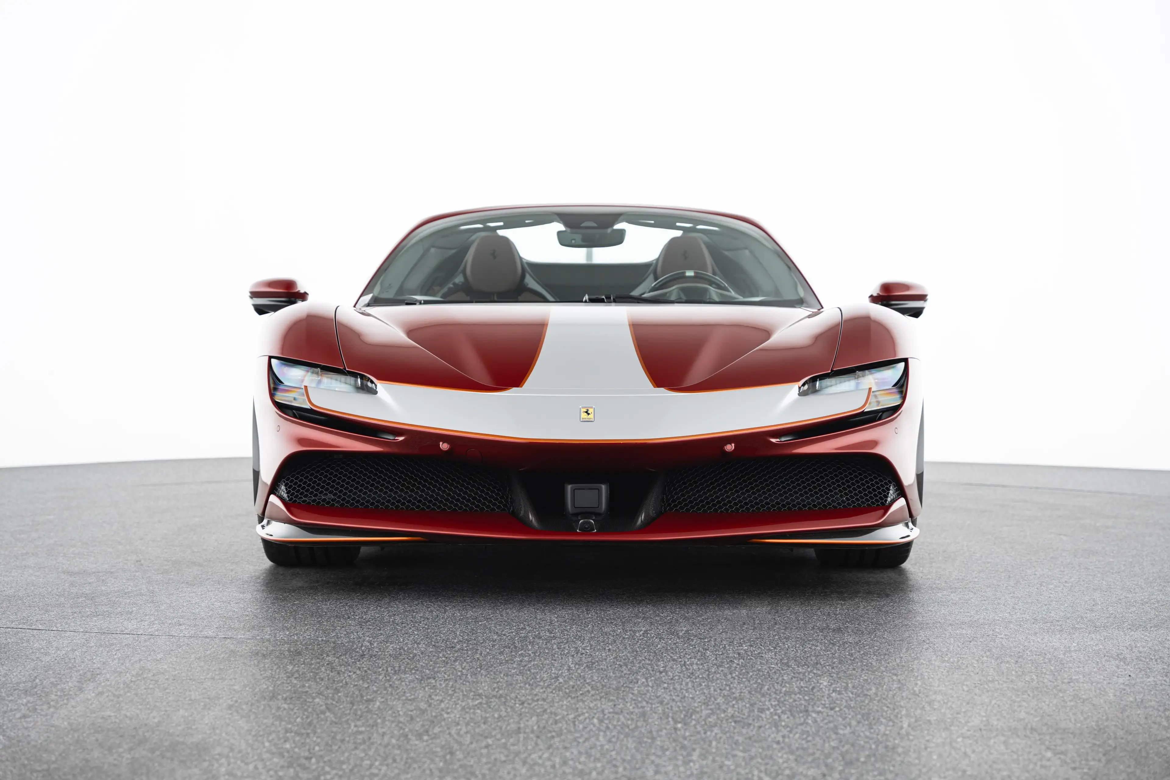 Ferrari SF90 Spider — photo 2