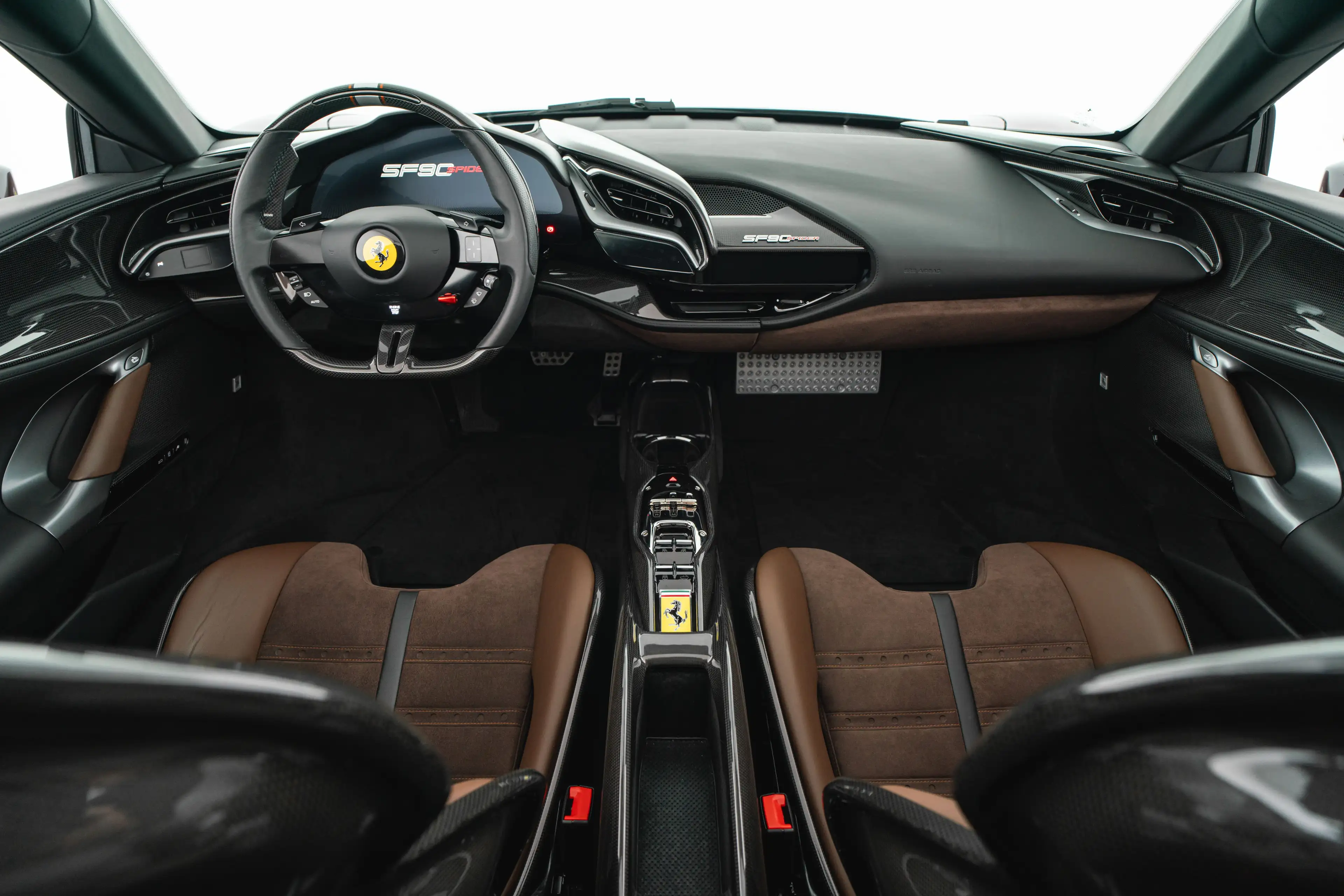 Ferrari SF90 Spider — photo 10