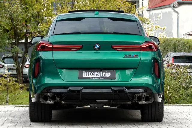 BMW X6 M view 5