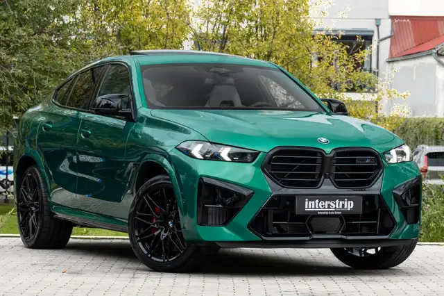 BMW X6 M view 3