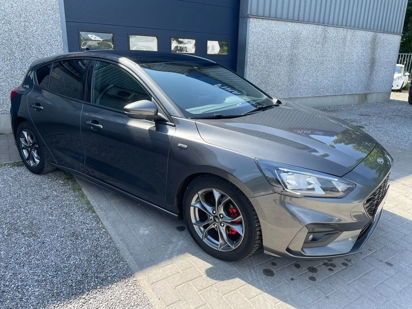 Ford Focus Focus 1.5 EcoBlue Start-Stopp-System ST-LINE Grijs - 2