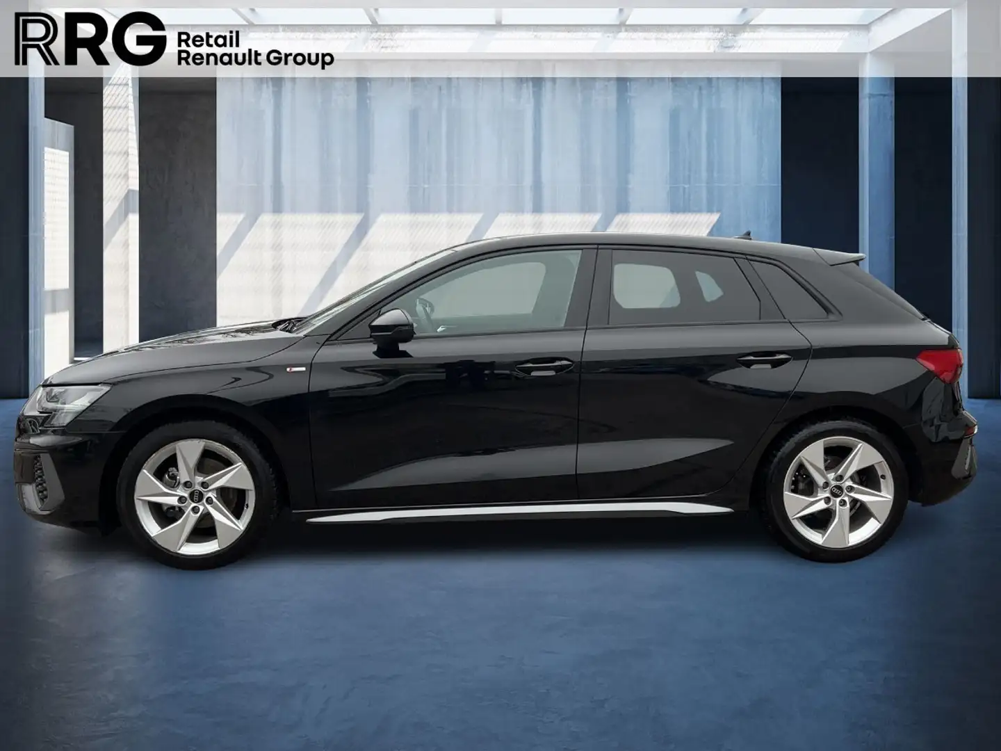 Audi A3 Sportback 30 TFSI S line Schwarz - 2