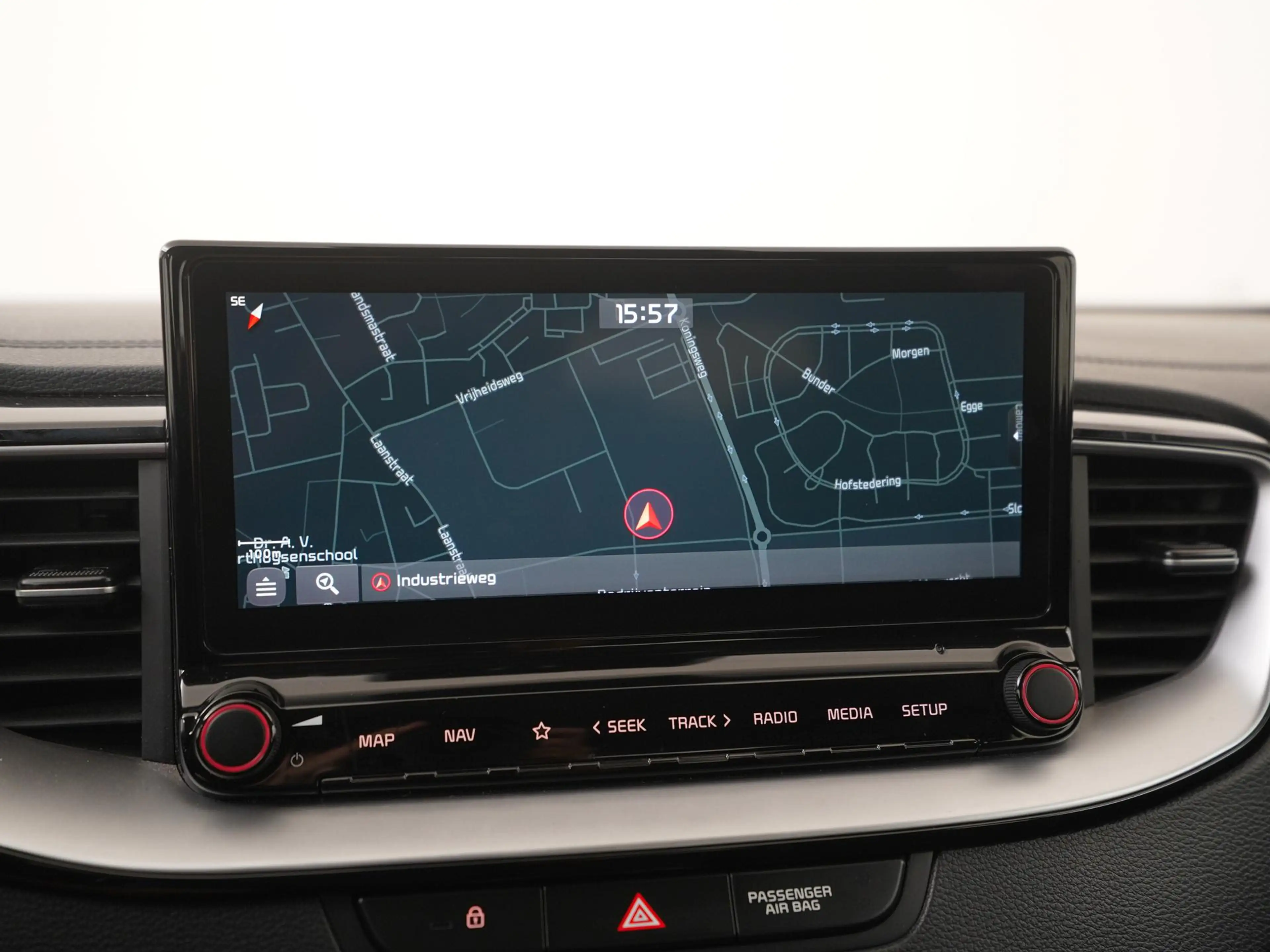Kia XCeed 1.6 GDi PHEV DynamicLine | Camera | Navigatie | Ca — photo 13