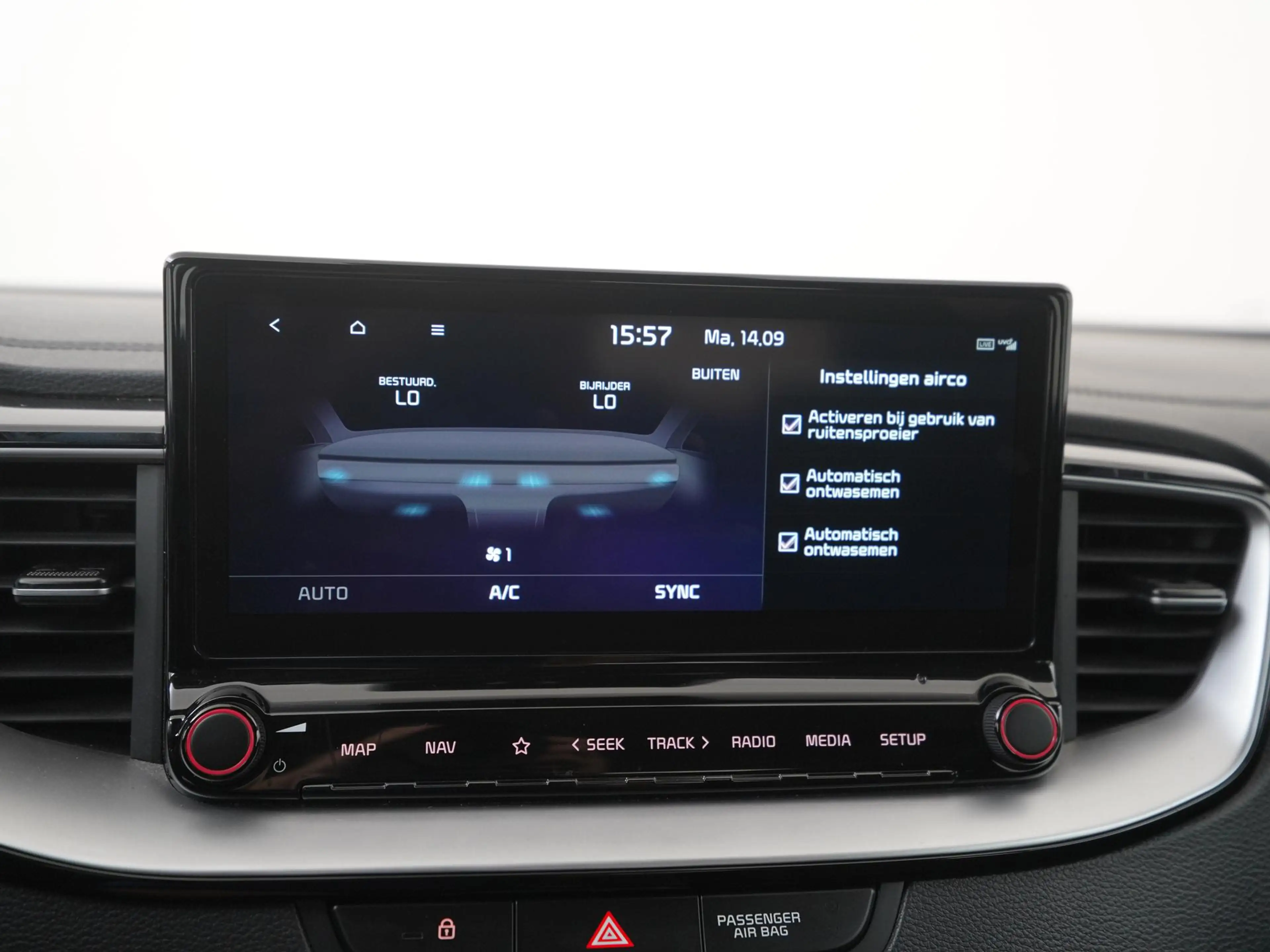 Kia XCeed 1.6 GDi PHEV DynamicLine | Camera | Navigatie | Ca — photo 22