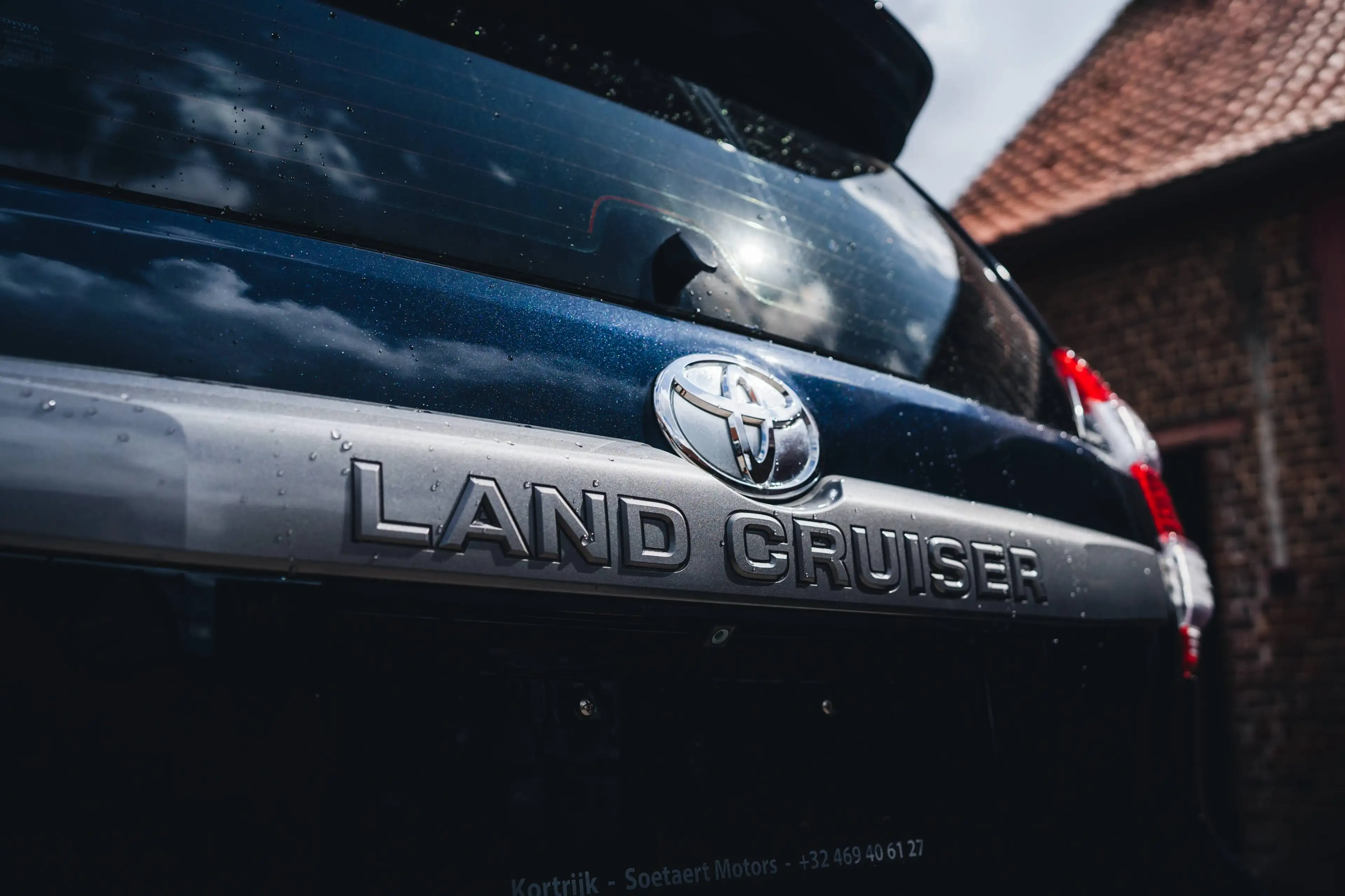 Toyota Land Cruiser 2.8D-4D — photo 13