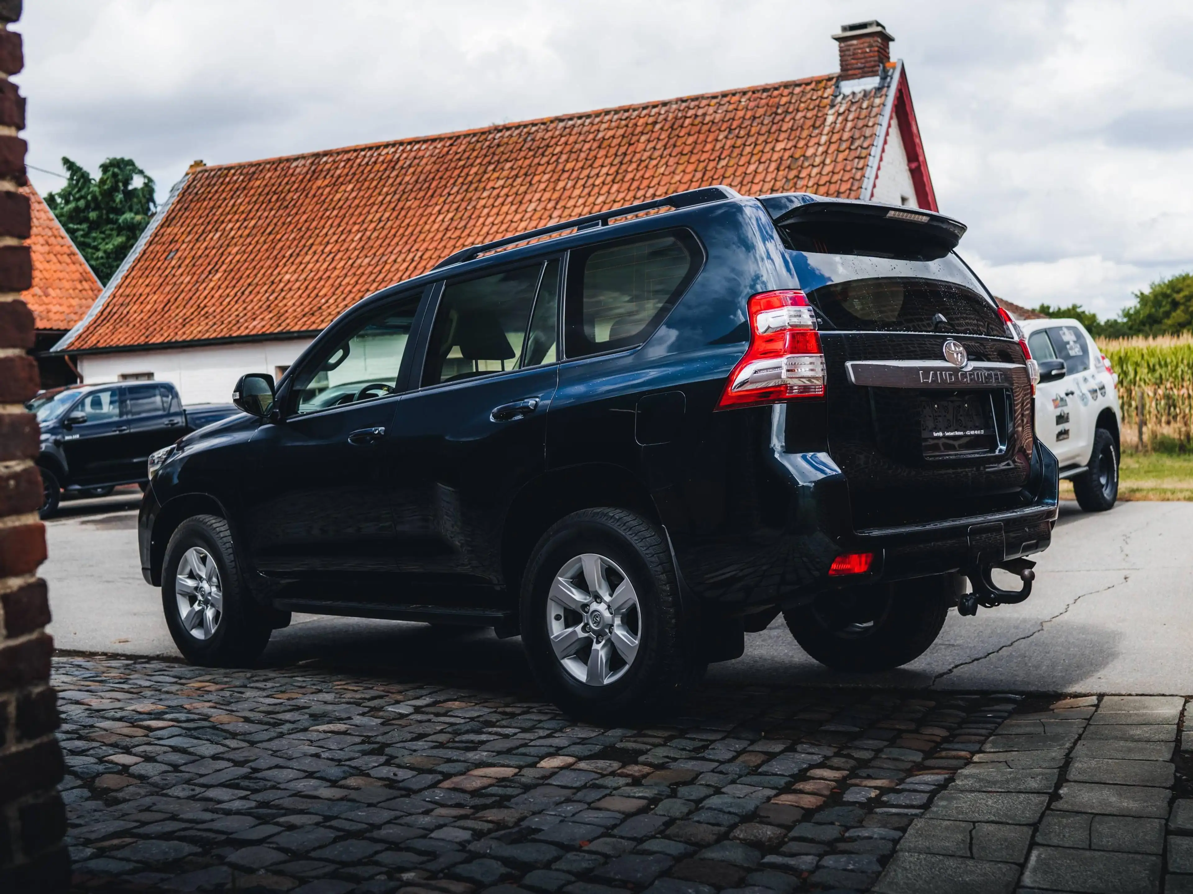 Toyota Land Cruiser 2.8D-4D — photo 3