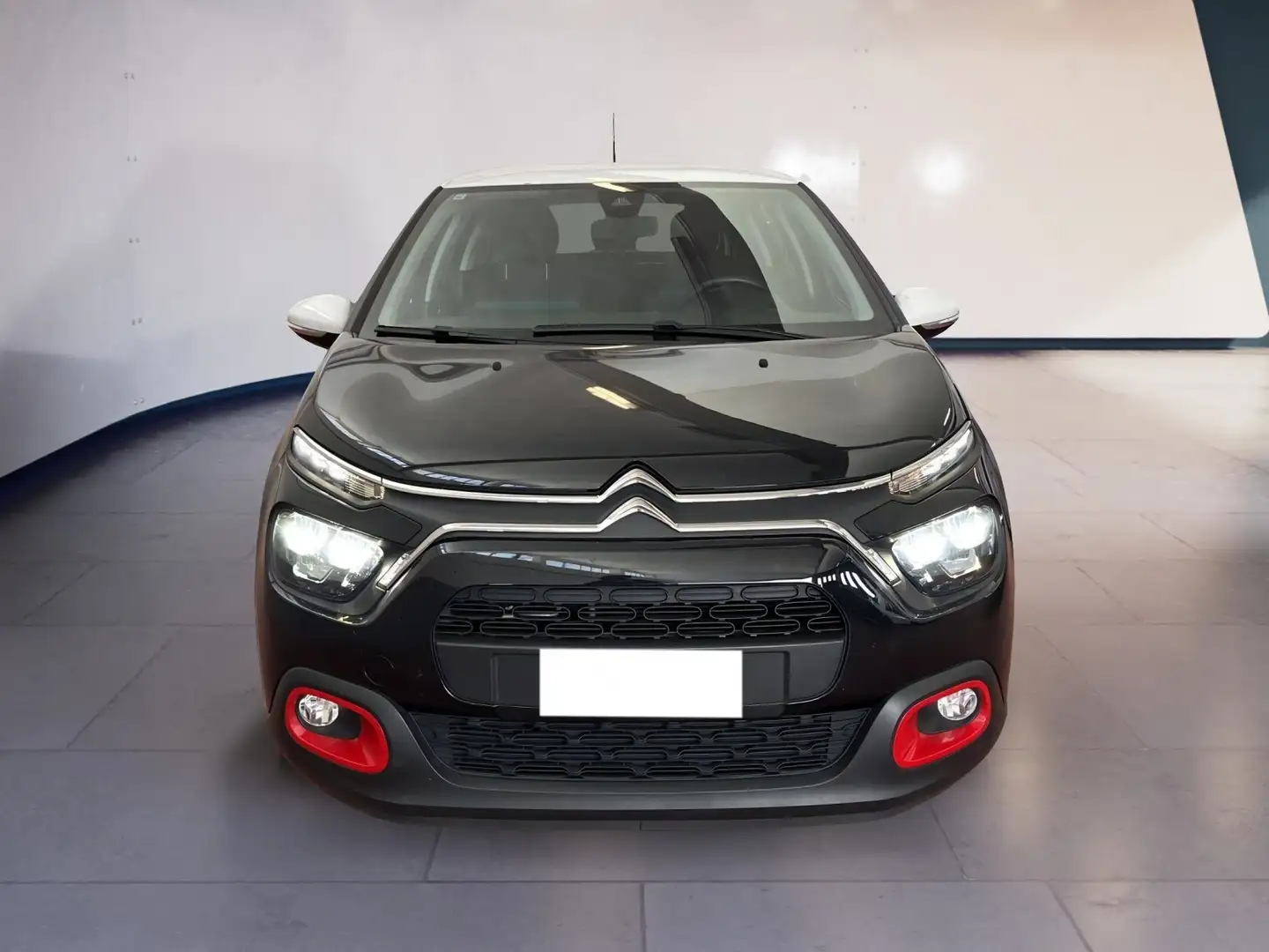 Citroen C3 III 2017 1.2 puretech Shine s&s 83cv Nero - 1