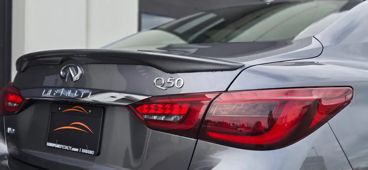 Infiniti Q50 снимка Infiniti Q50