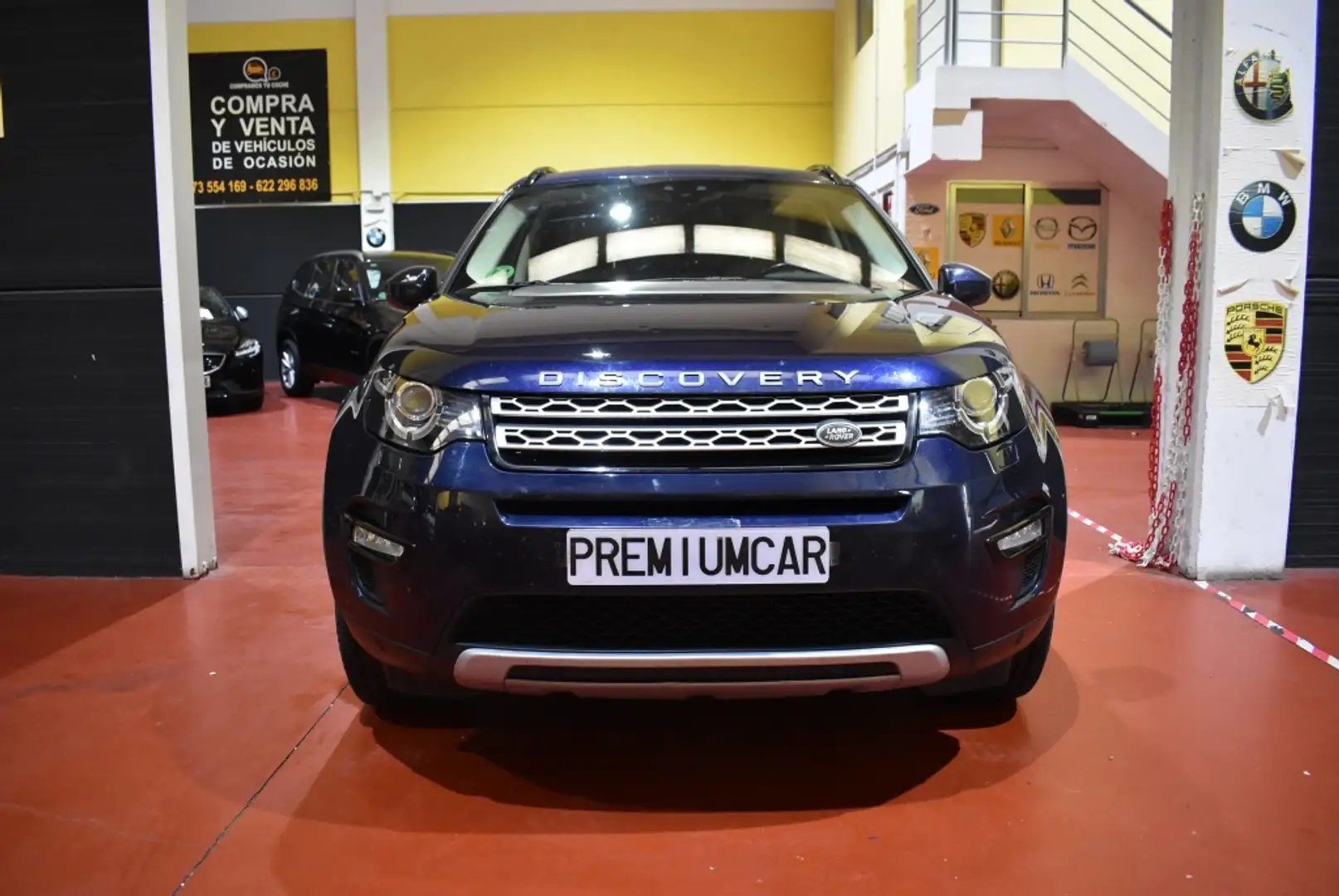 Land Rover Discovery Sport 2.0TD4 HSE Luxury 7pl.Aut. 4x4 180 Blau - 2