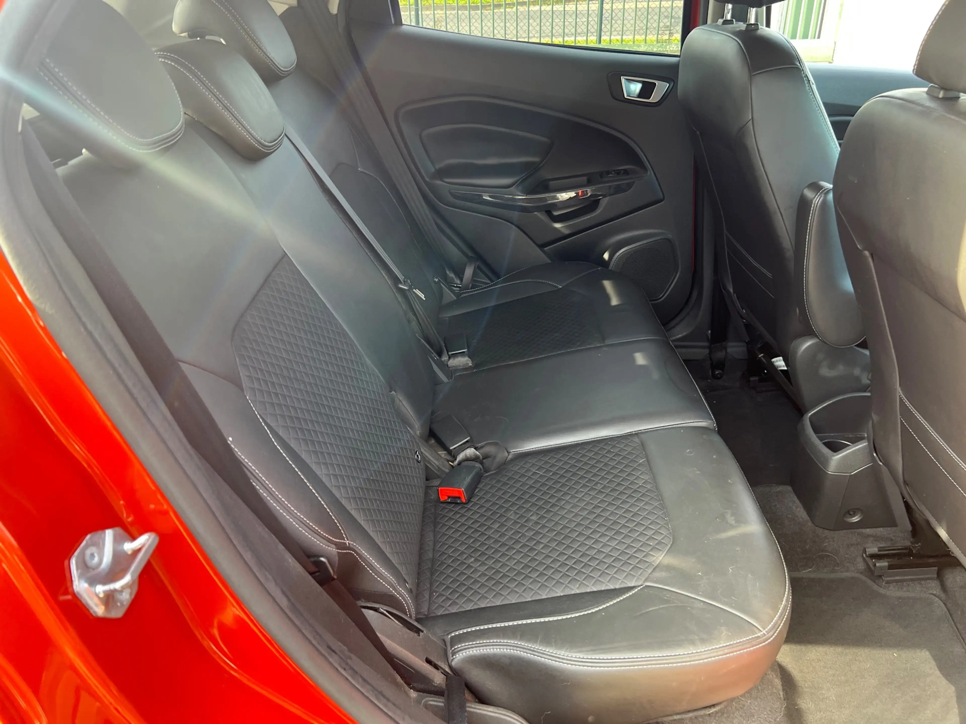 Ford EcoSport 1.0 EcoBoost Titanium — photo 9