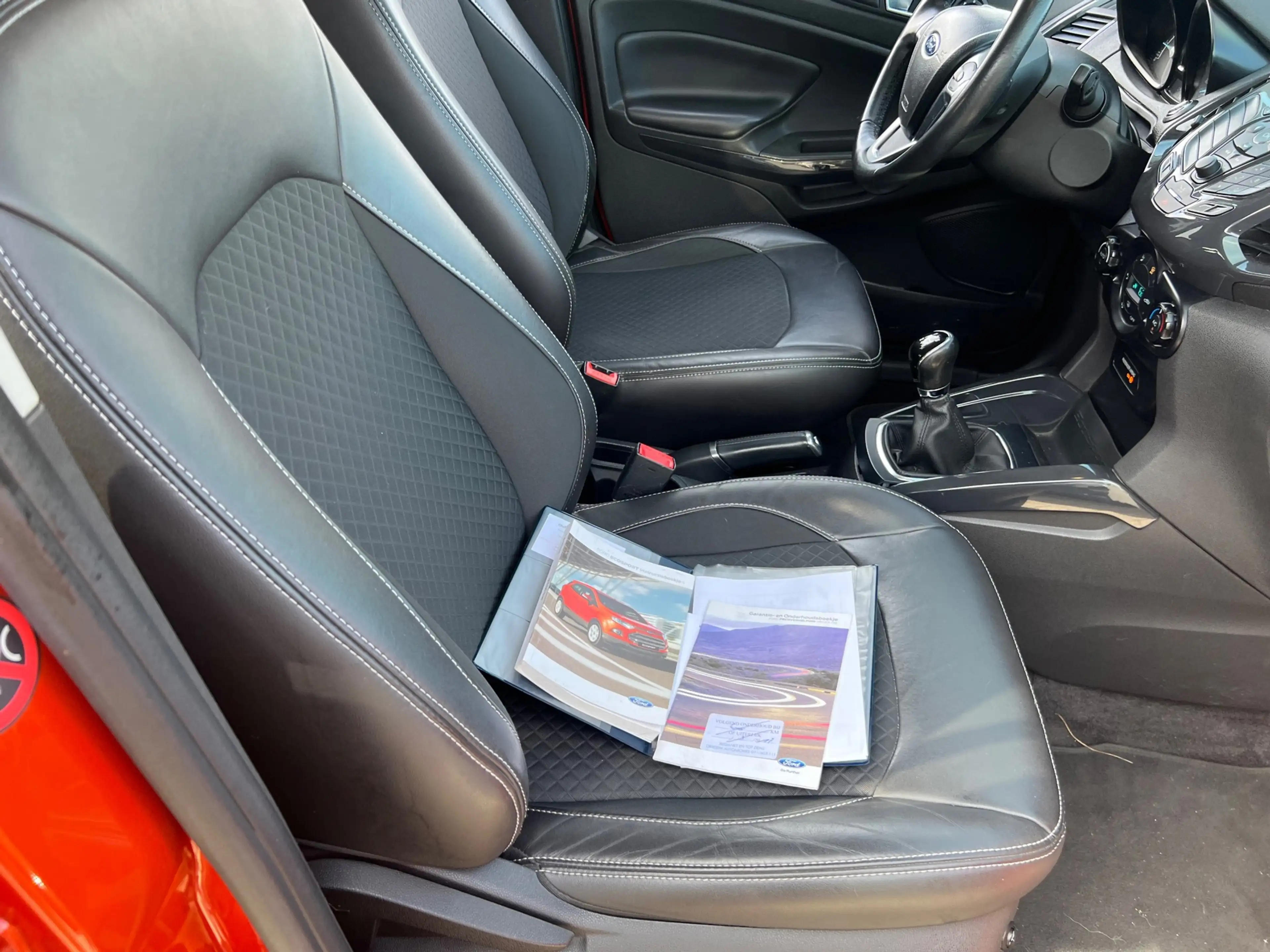 Ford EcoSport 1.0 EcoBoost Titanium — photo 8