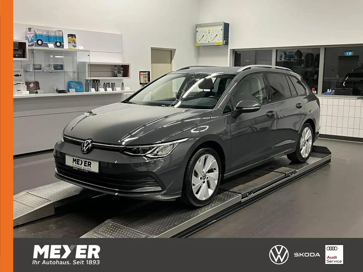 Volkswagen Golf Variant VIII Variant ACTIVE 1.5 eTSI DSG *AHK, LED, App-C Grau - 1