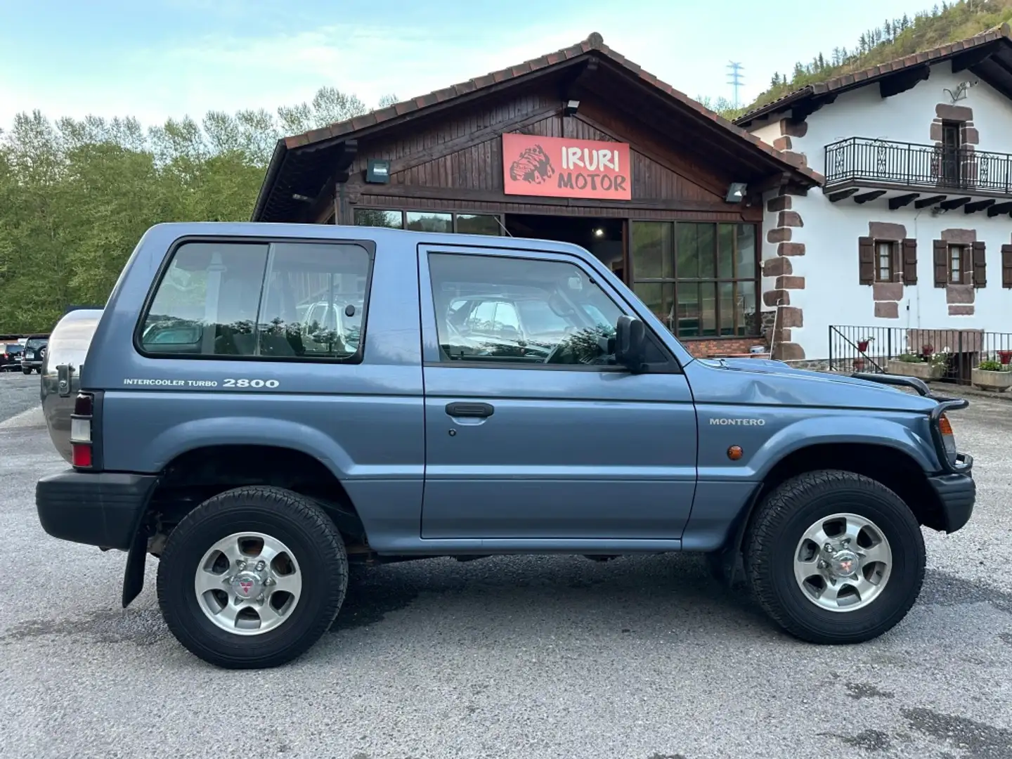 Mitsubishi Montero Corto 2.8 Tdi GLX Niebieski - 1