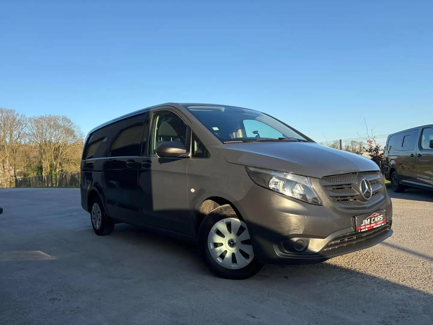 Mercedes-Benz Vito 114 CDI LONG CHASSIS Gris - 2