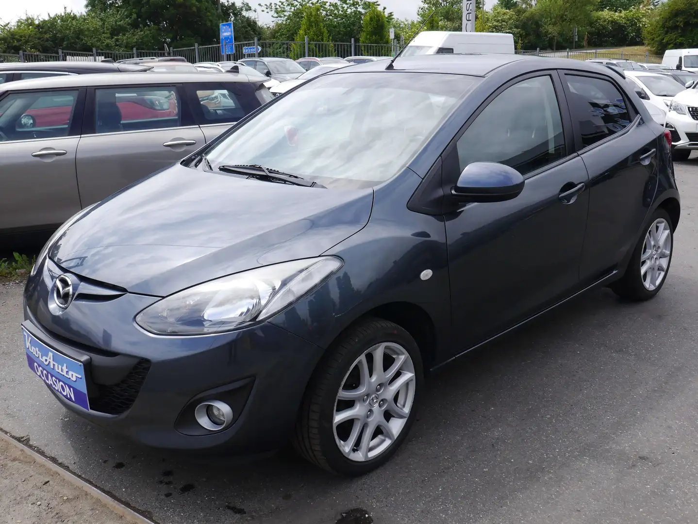 Mazda 2 1.3i Sport *CLIM*JANTES* Gris - 2