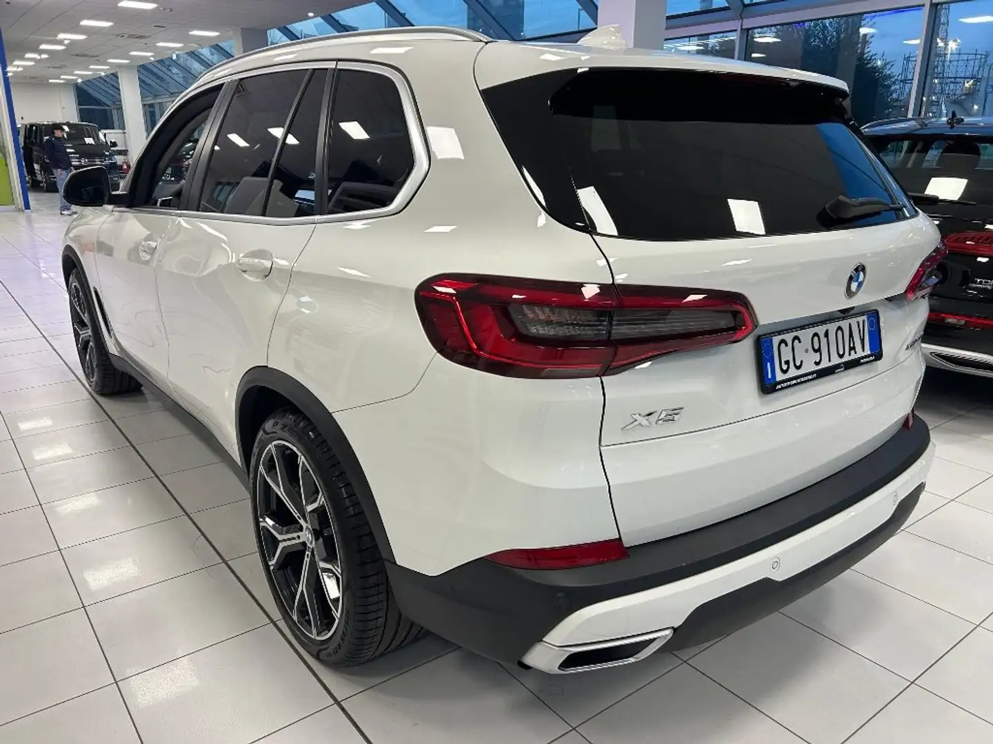 BMW X5 xDrive30d Business Auto Blanc - 2