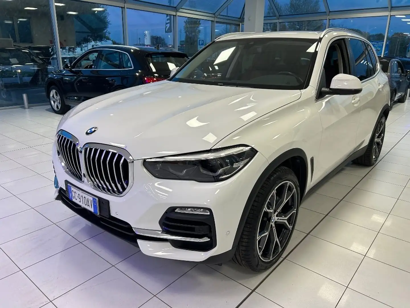 BMW X5 xDrive30d Business Auto Blanc - 1