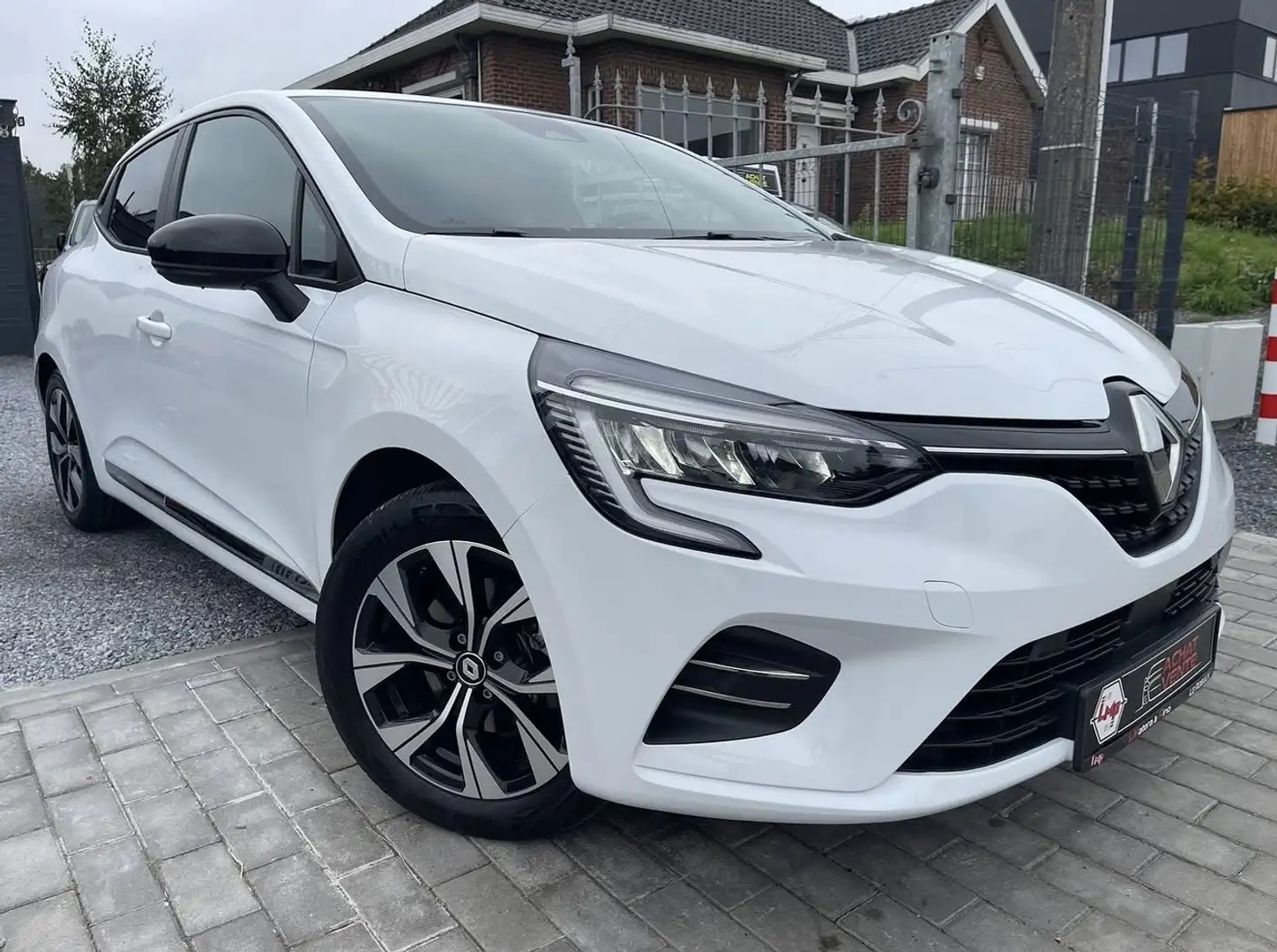 Renault Clio 1.6E-Tech Hybrid🔝Automat🔝145cv Mixte Blanc - 2