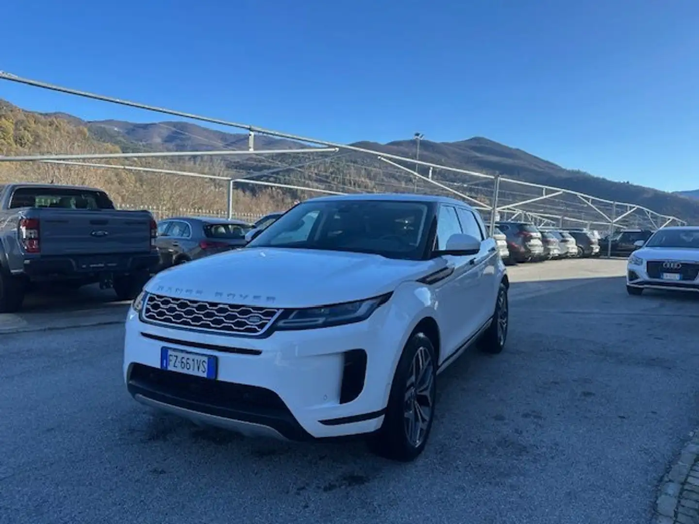 Land Rover Range Rover Evoque 2.0d i4 mhev  SE awd 150cv auto GANCIO TRAINO Blanc - 2