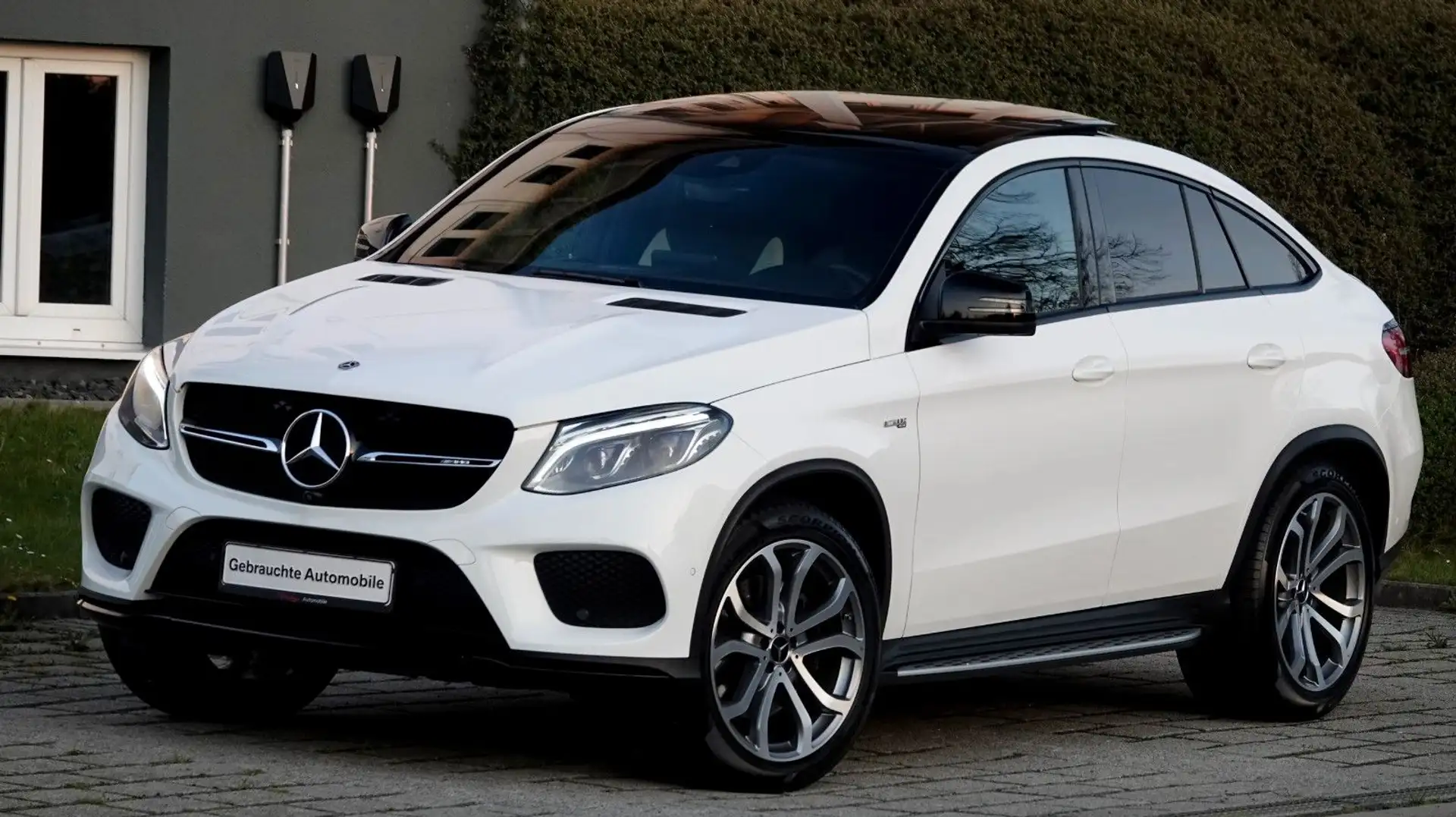 Mercedes-Benz GLE 43 AMG GLE 43AMG Coupe 4M AMG Performance*H&K* GARANTIE Weiß - 2