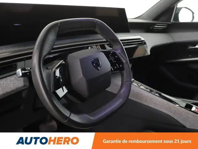 Peugeot 3008 view 11