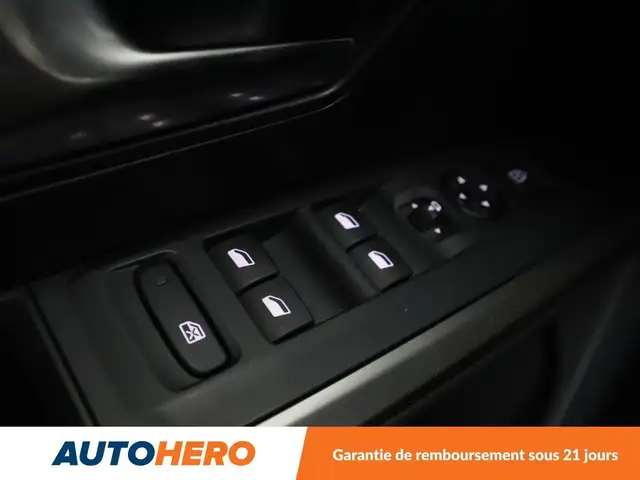 Peugeot 3008 view 29